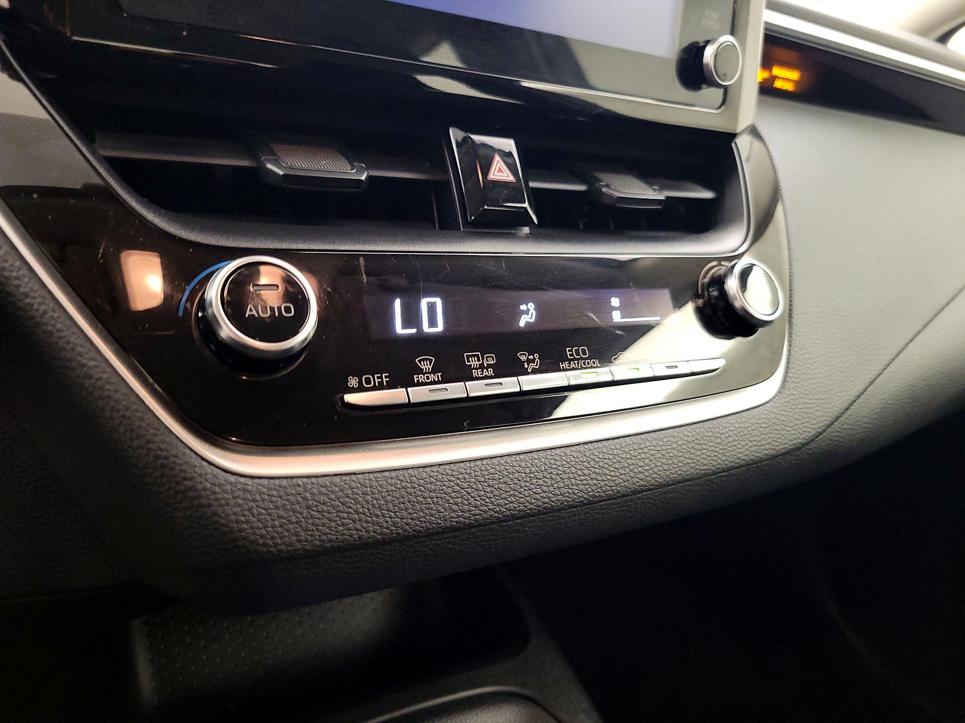 Thumbnail: 2020 Toyota Corolla - 16