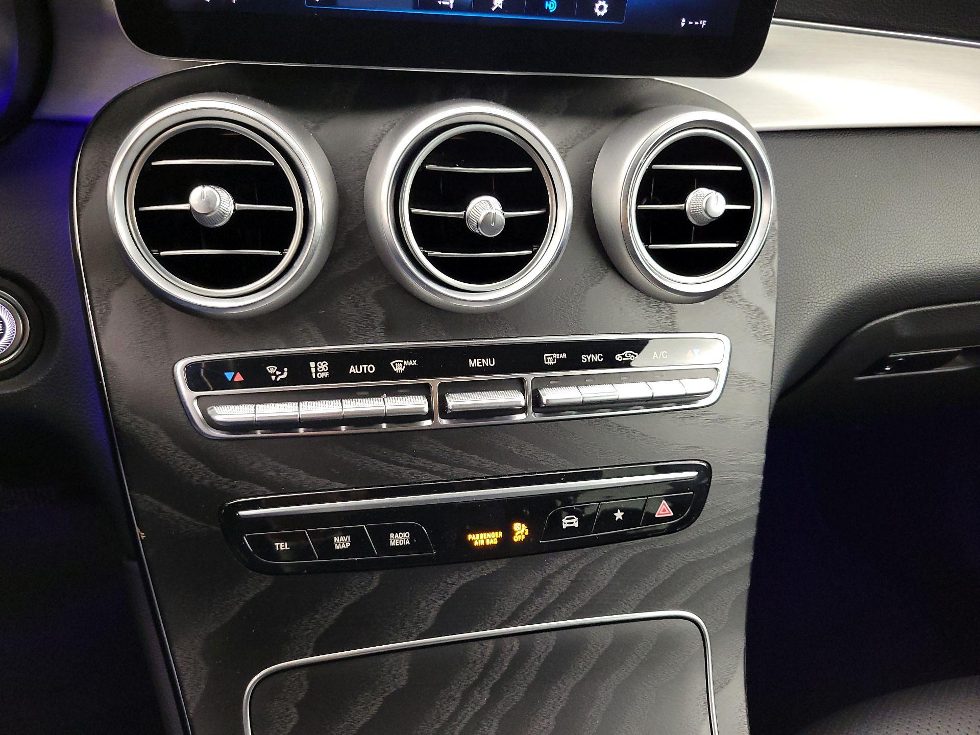 Thumbnail: 2021 Mercedes-Benz GLC - 16