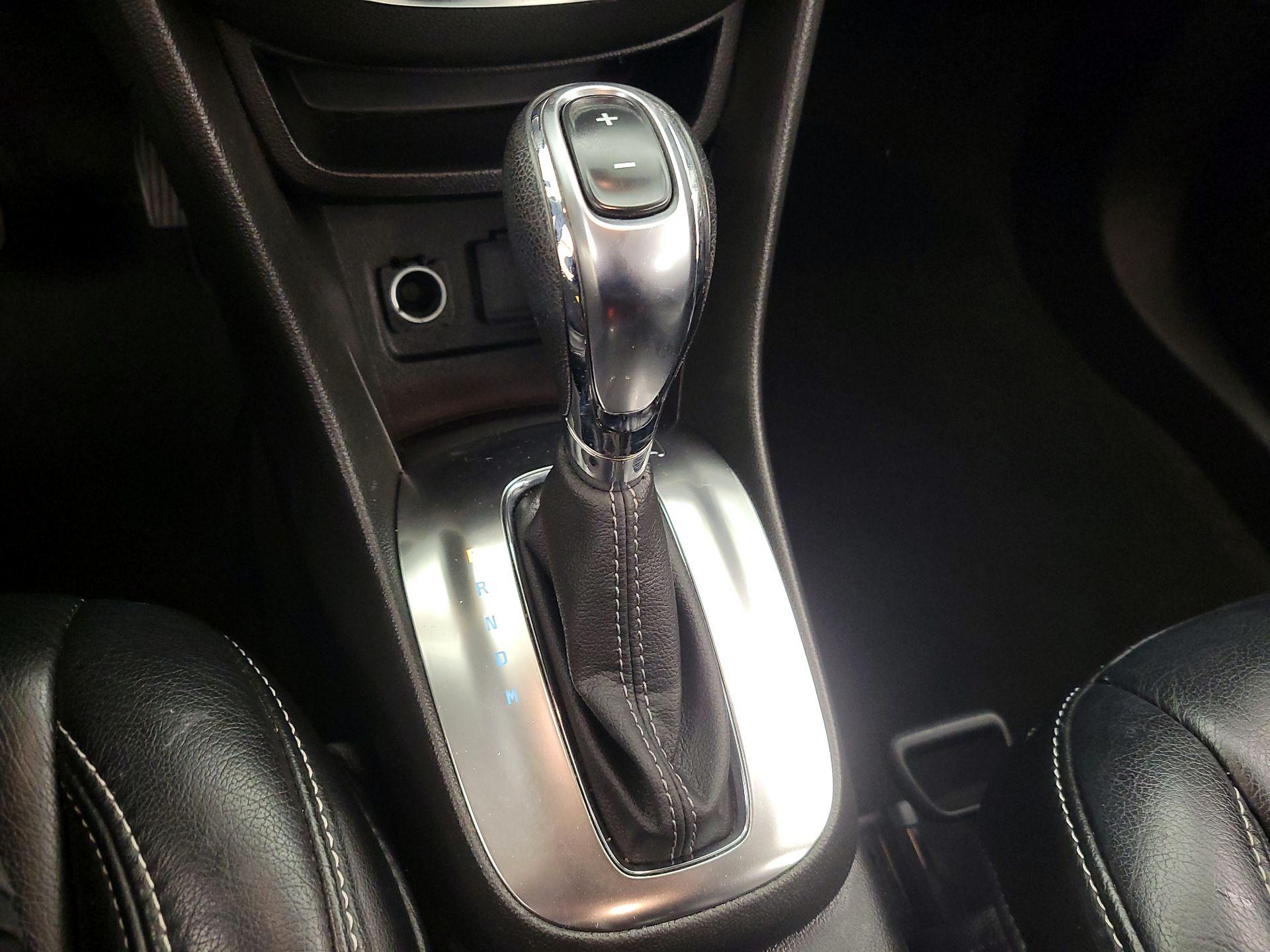 Thumbnail: 2016 Buick Encore - 17