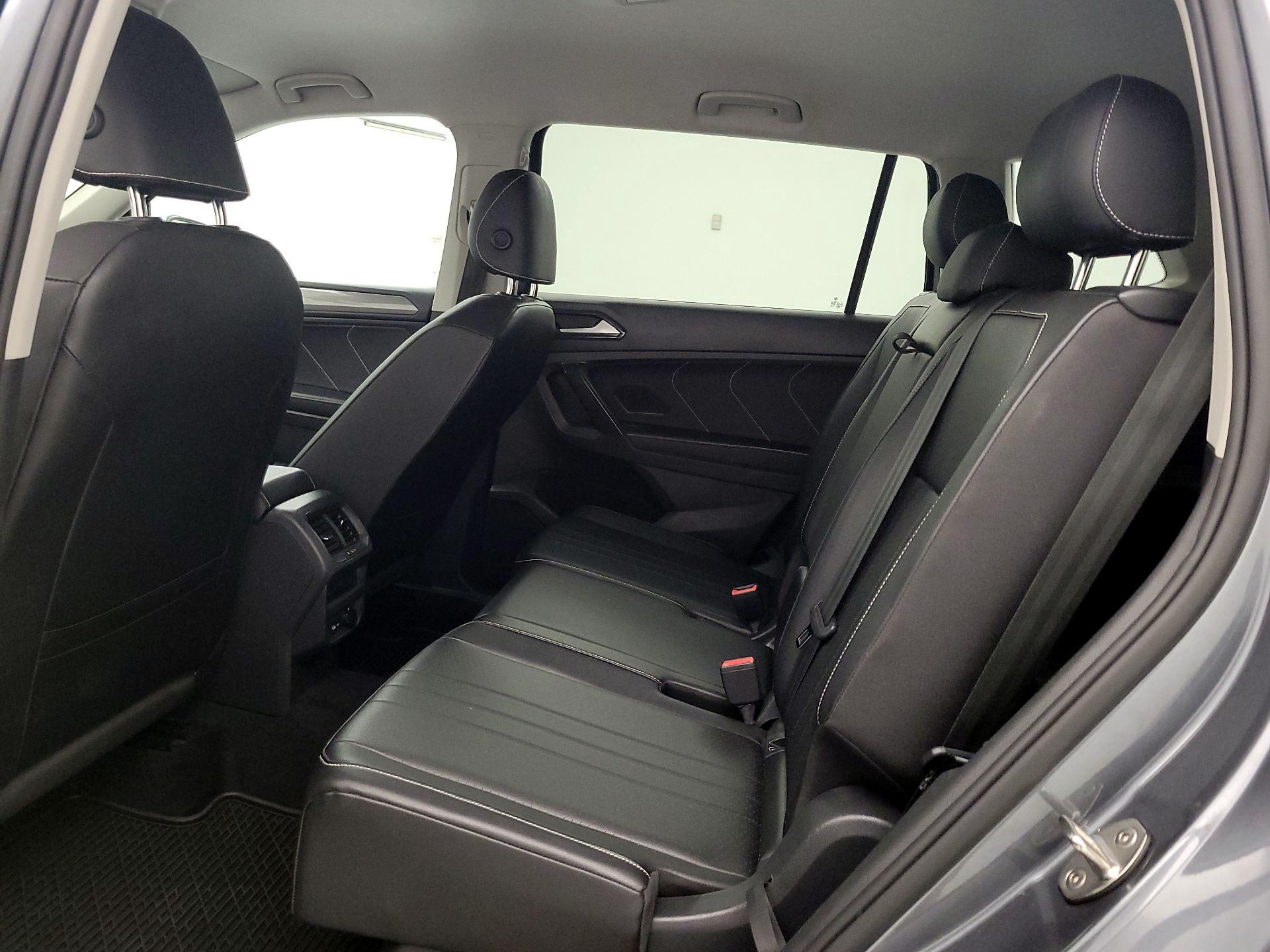 Thumbnail: 2022 Volkswagen Tiguan - 19