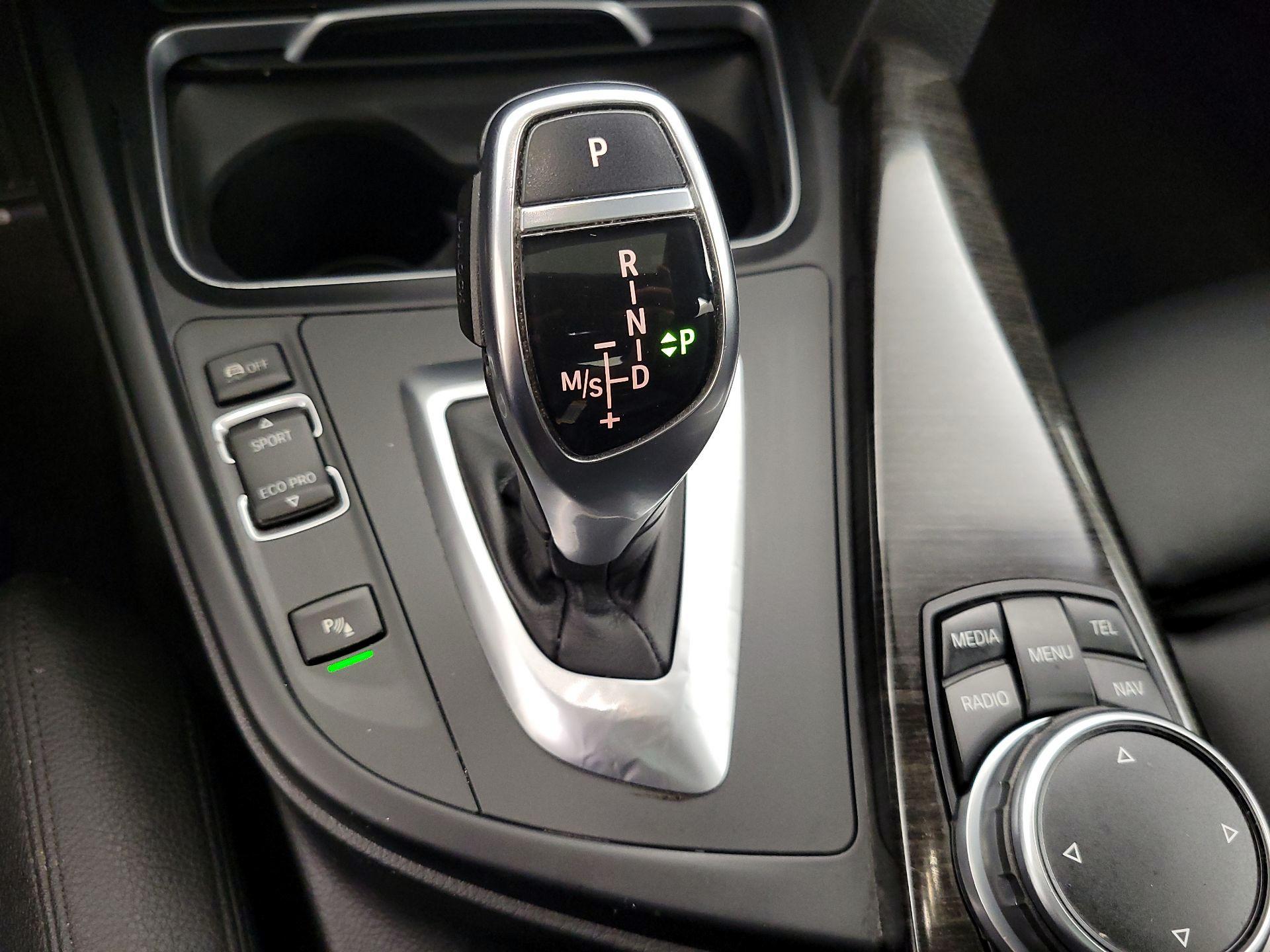 Thumbnail: 2016 BMW 4 Series - 18