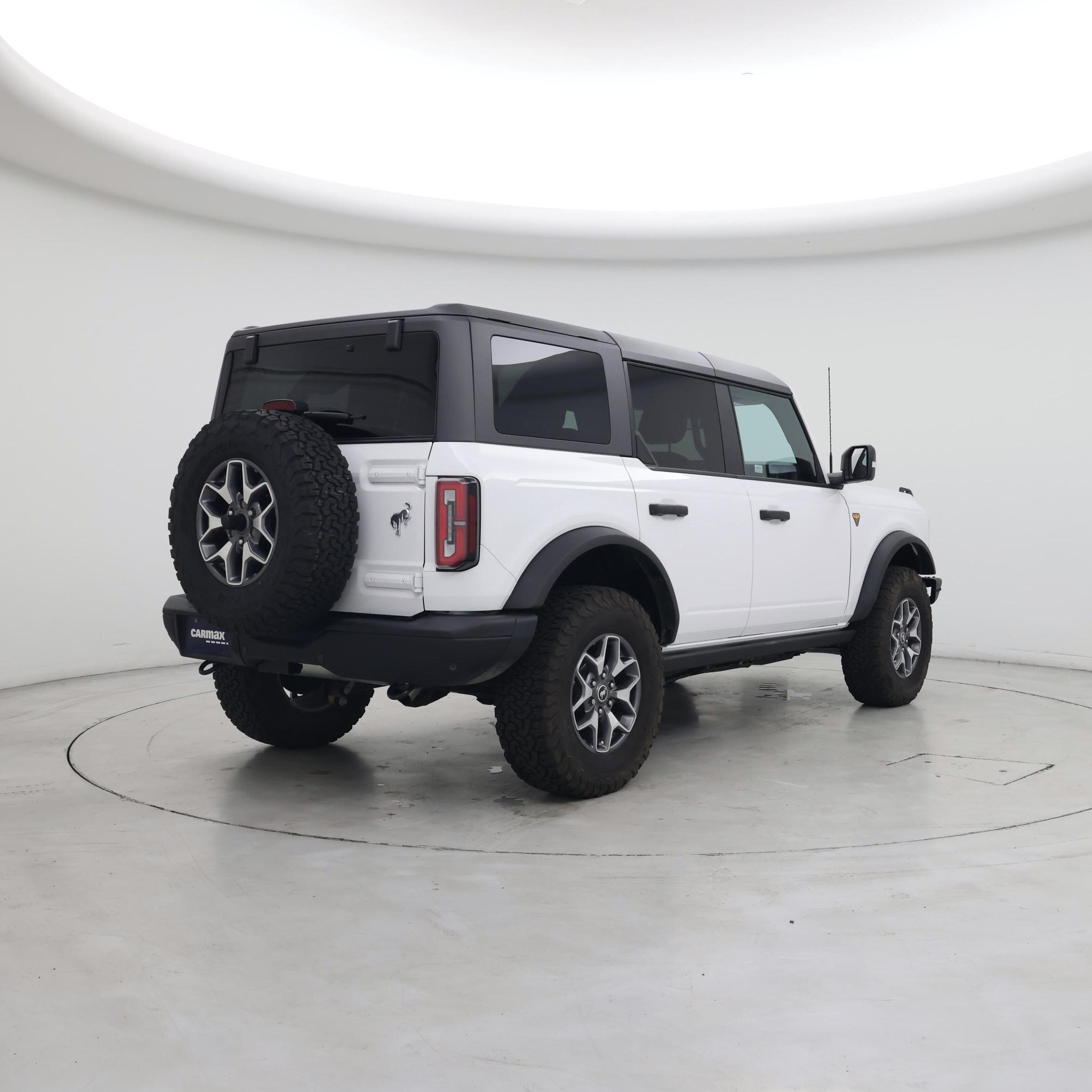 Thumbnail: 2024 Ford Bronco - 8