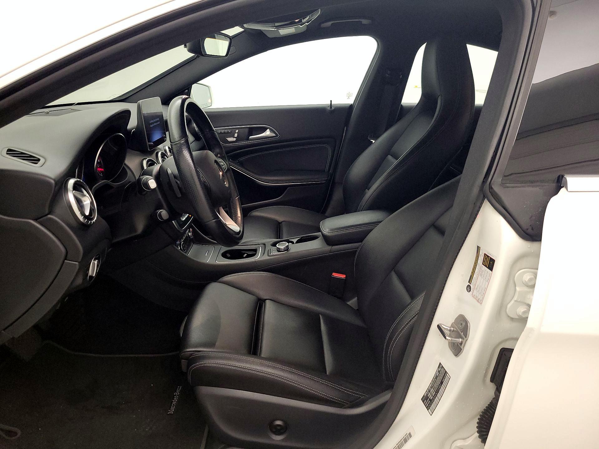 Thumbnail: 2019 Mercedes-Benz CLA - 11