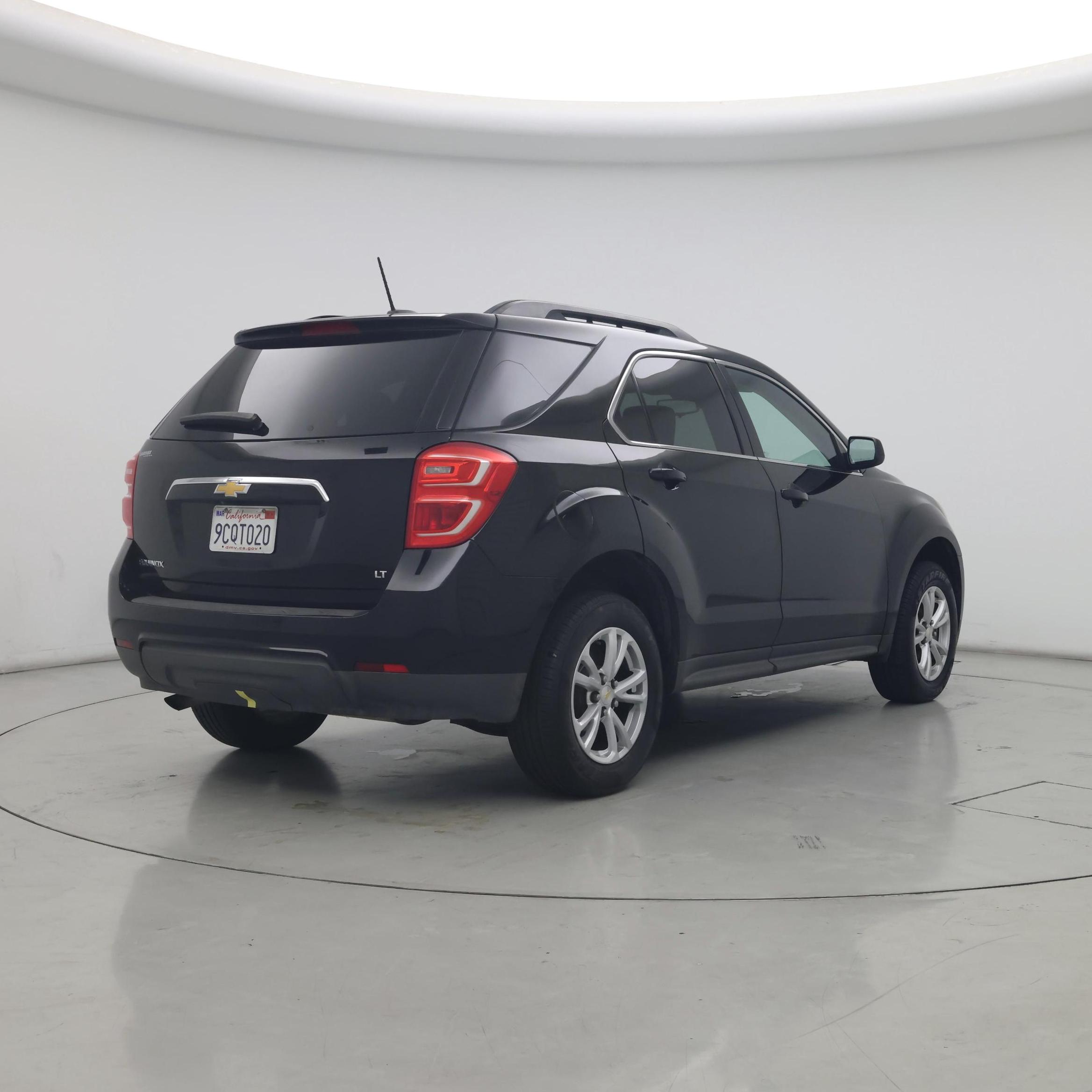 Thumbnail: 2017 Chevrolet Equinox - 8