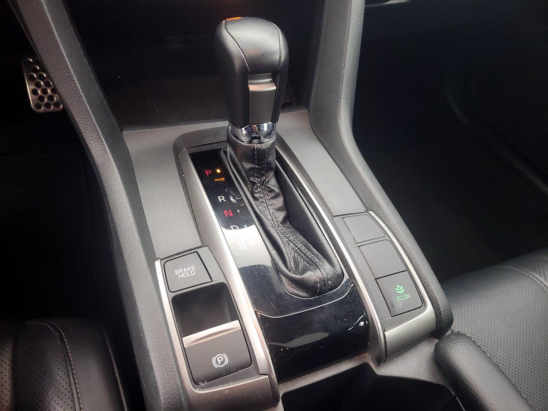 Thumbnail: 2018 Honda Civic - 17