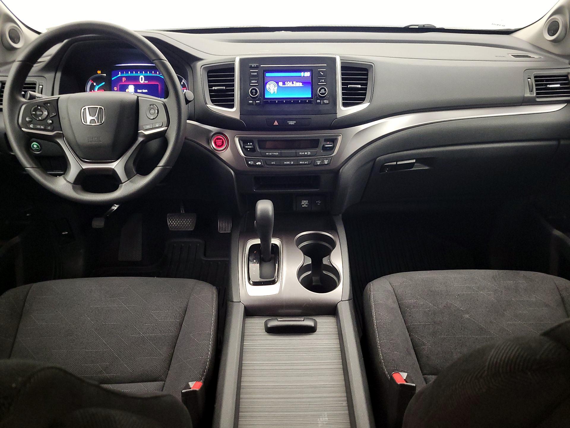 Thumbnail: 2019 Honda Pilot - 9