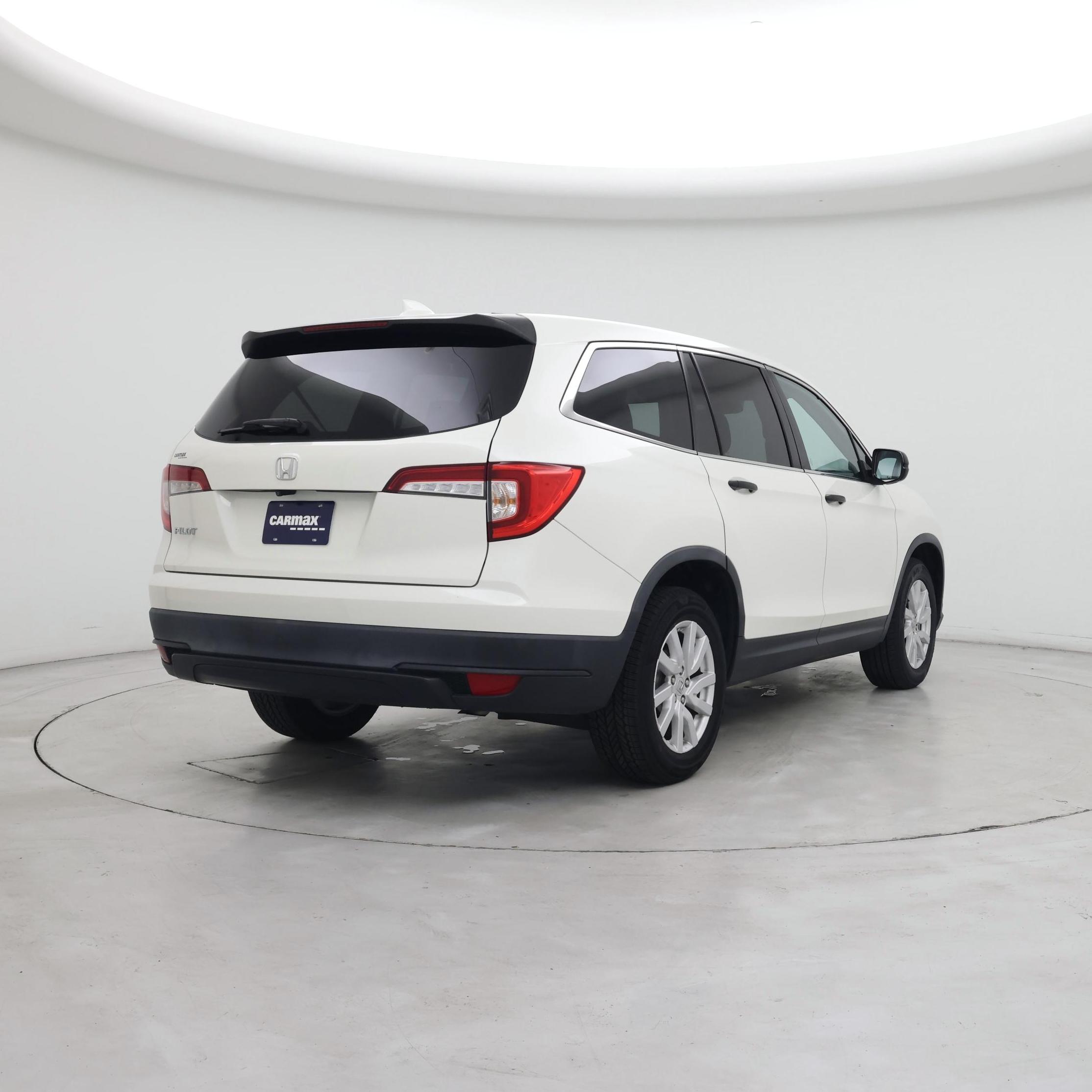 Thumbnail: 2019 Honda Pilot - 8