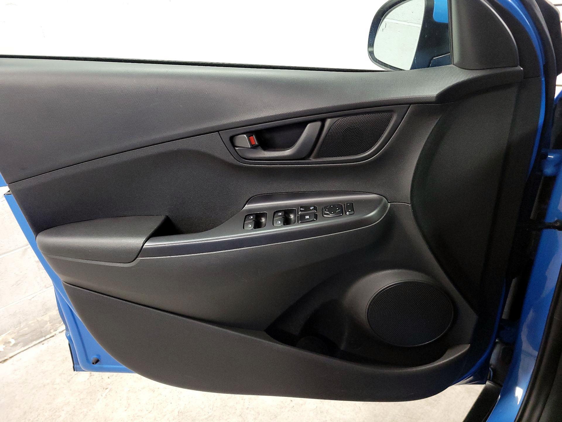 Thumbnail: 2018 Hyundai Kona - 12