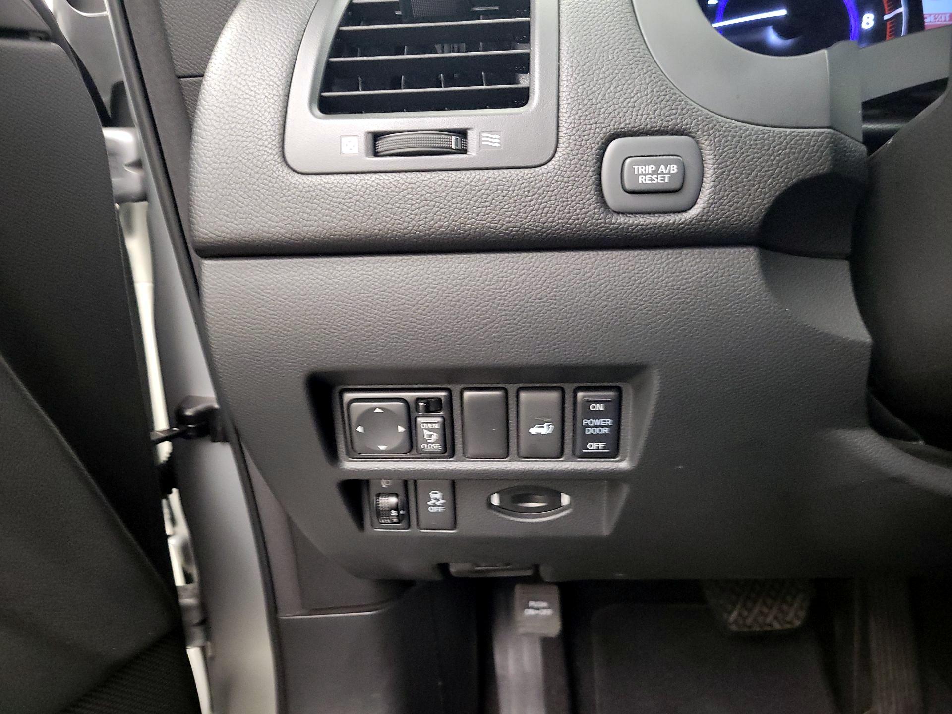 Thumbnail: 2017 INFINITI QX70 - 13