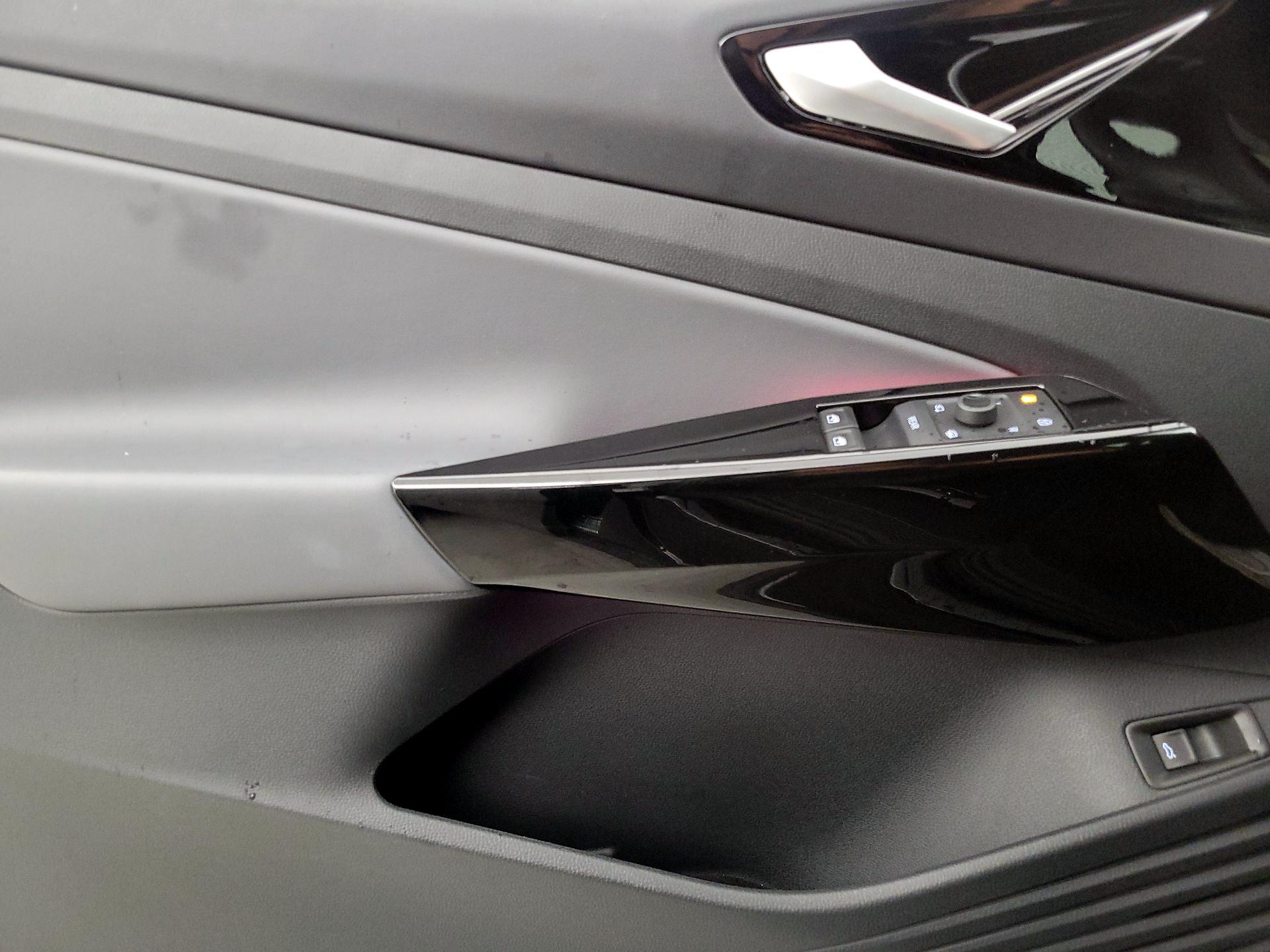 Thumbnail: 2022 Volkswagen ID.4 - 12