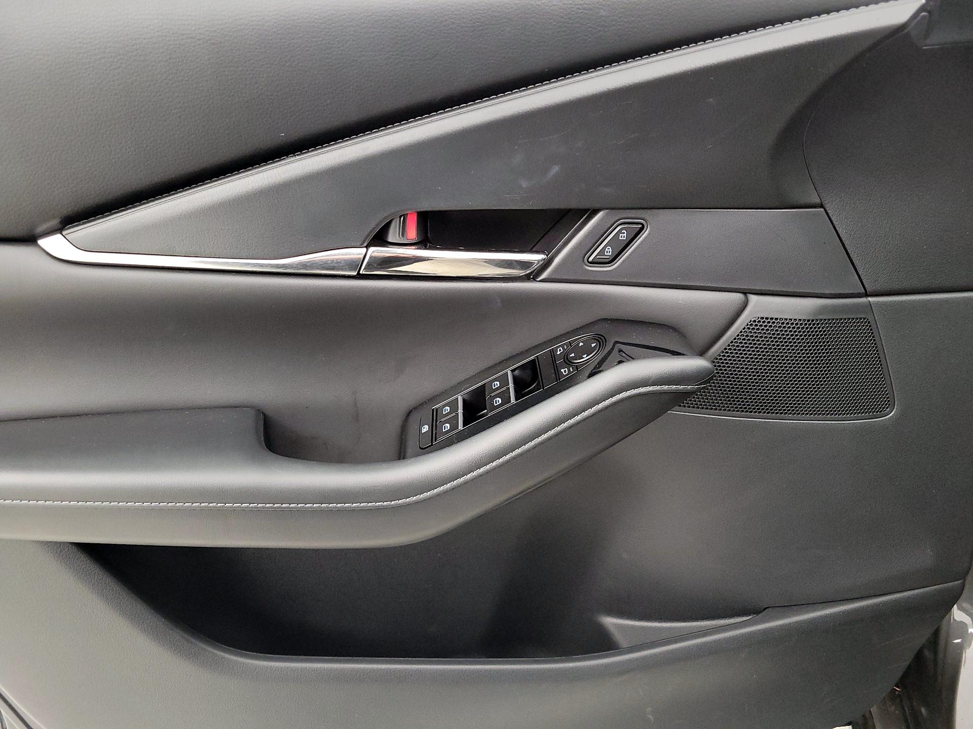 Thumbnail: 2023 Mazda CX-30 - 12