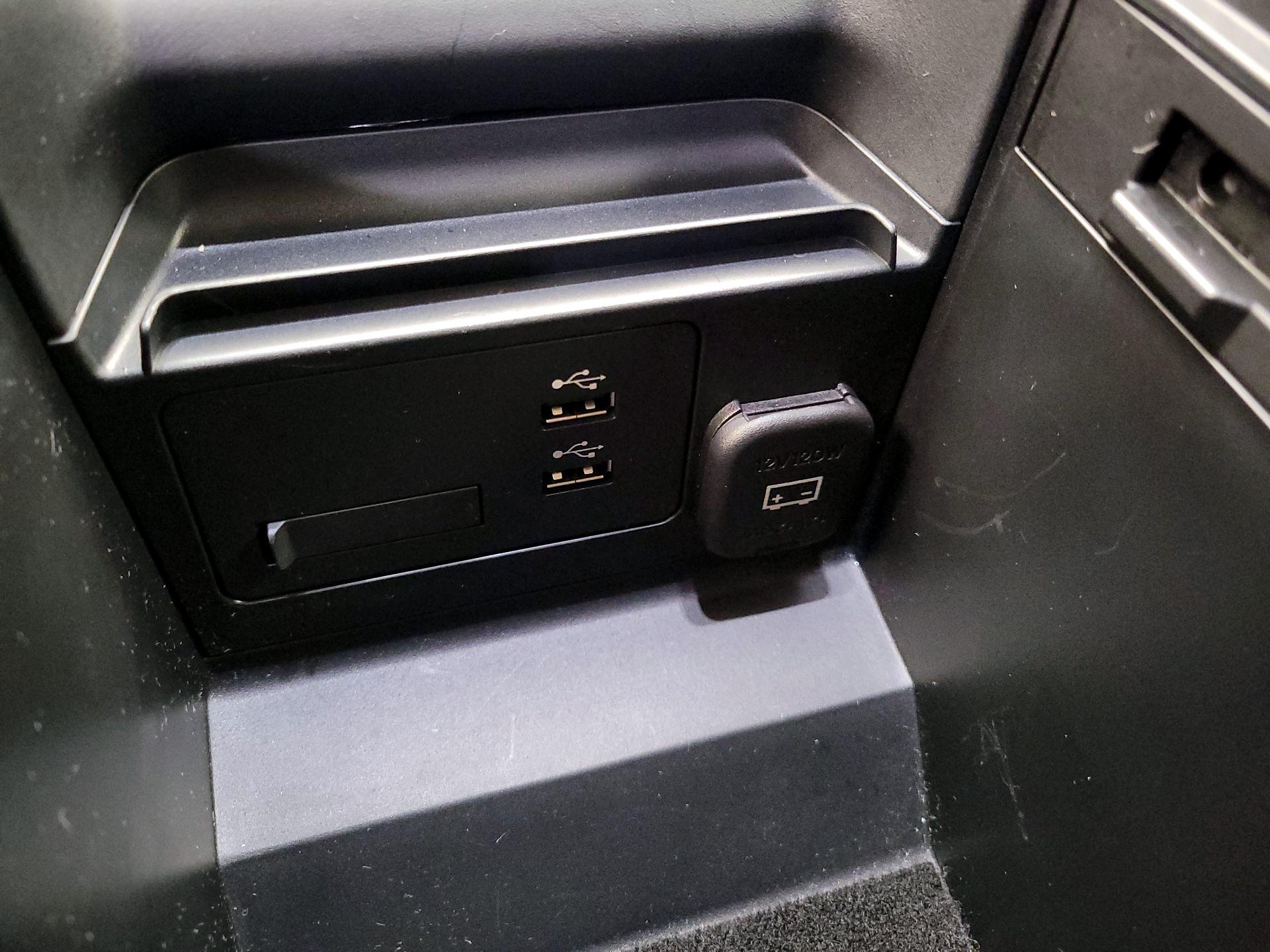 Thumbnail: 2023 Mazda CX-30 - 18