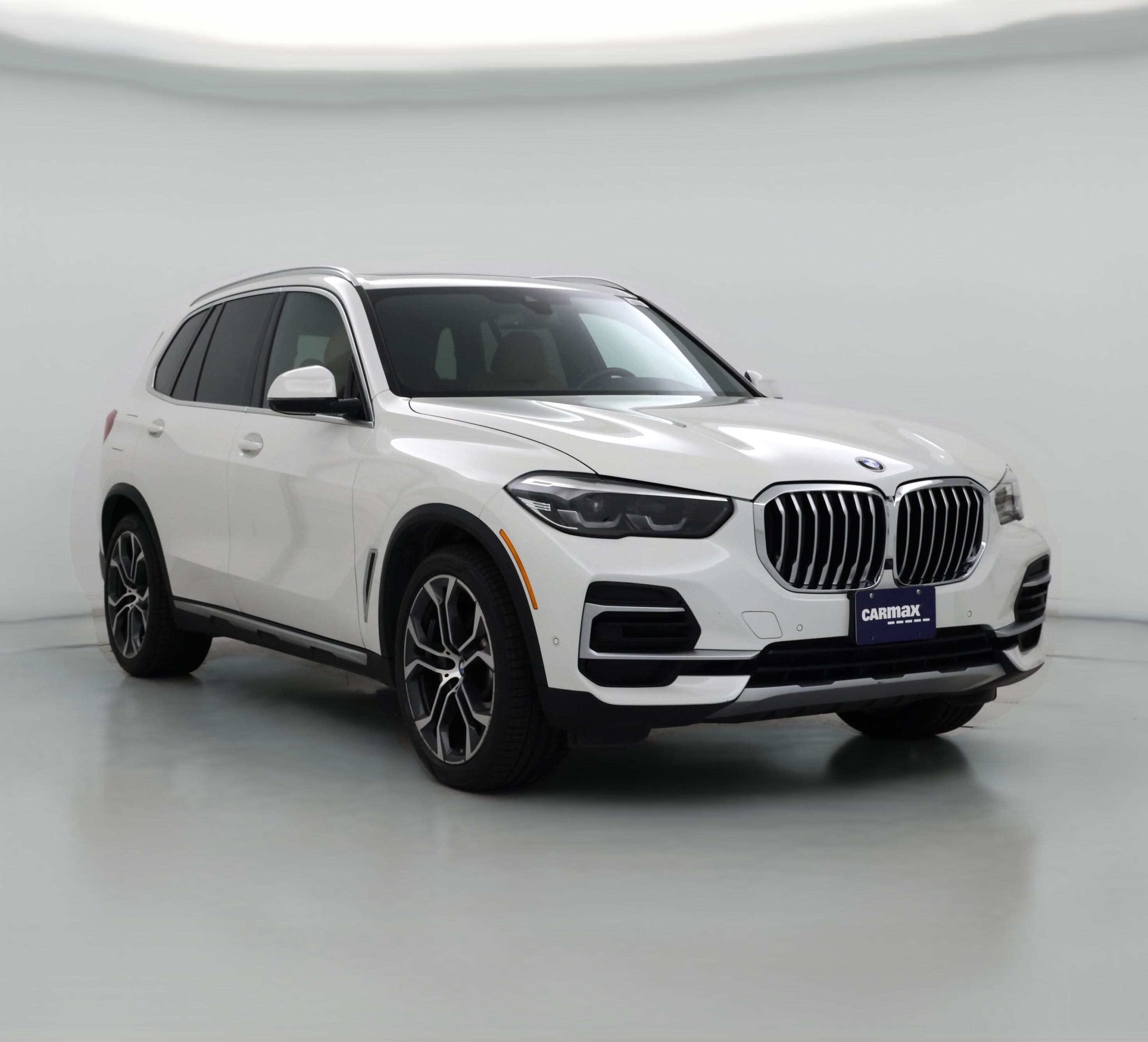 Thumbnail: 2023 BMW X5 - 1