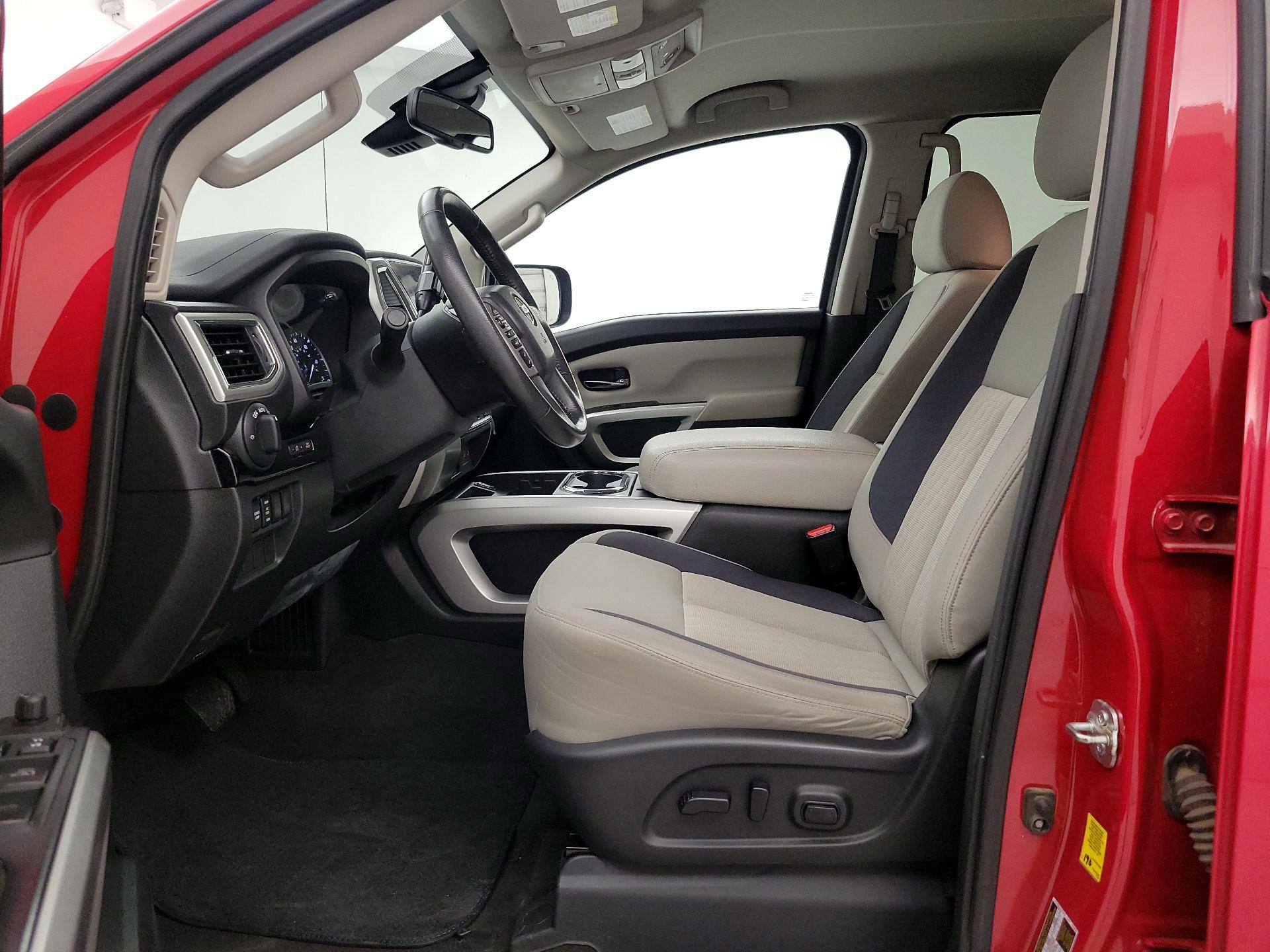 Thumbnail: 2021 Nissan Titan - 11