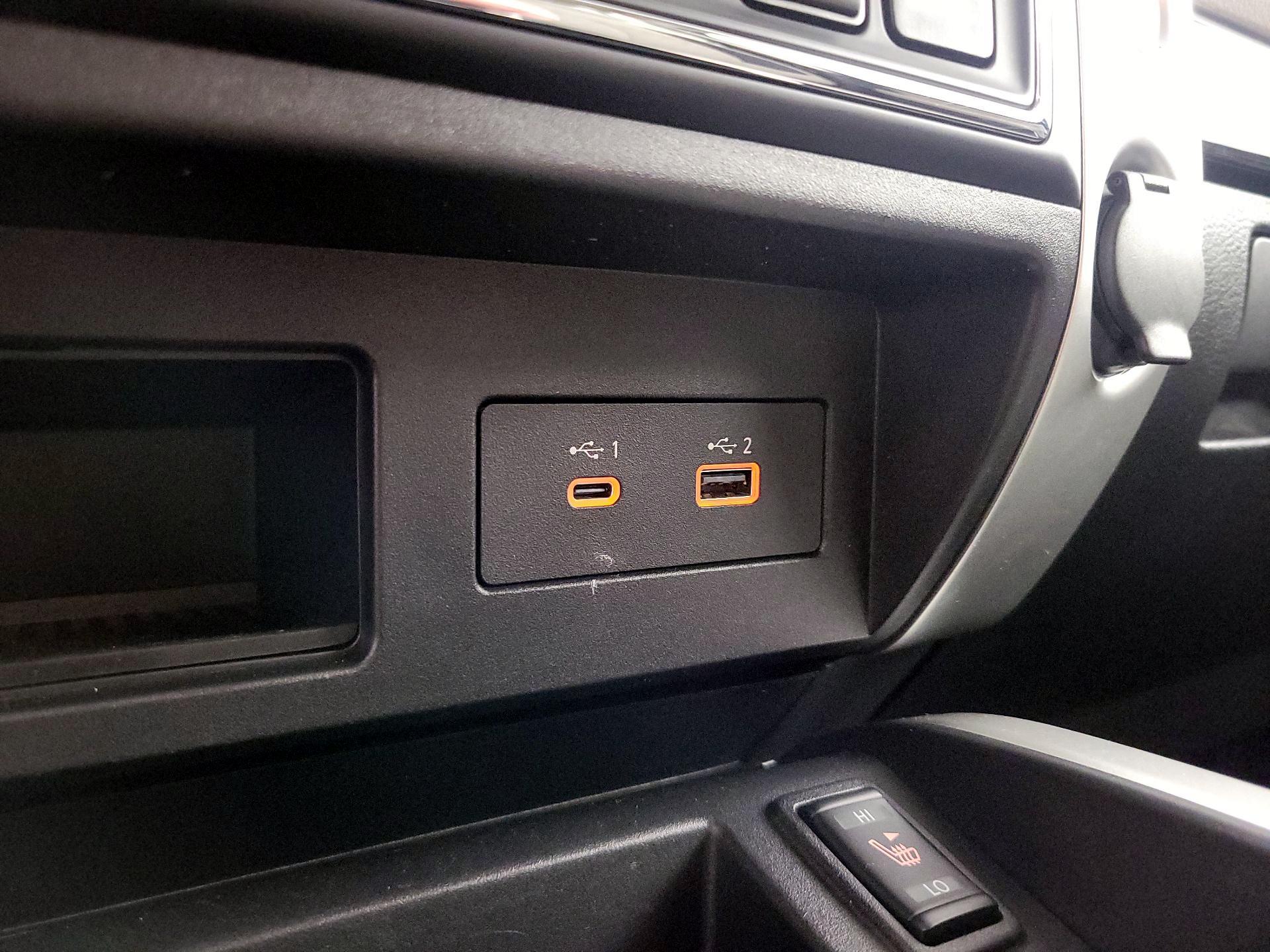 Thumbnail: 2021 Nissan Titan - 19