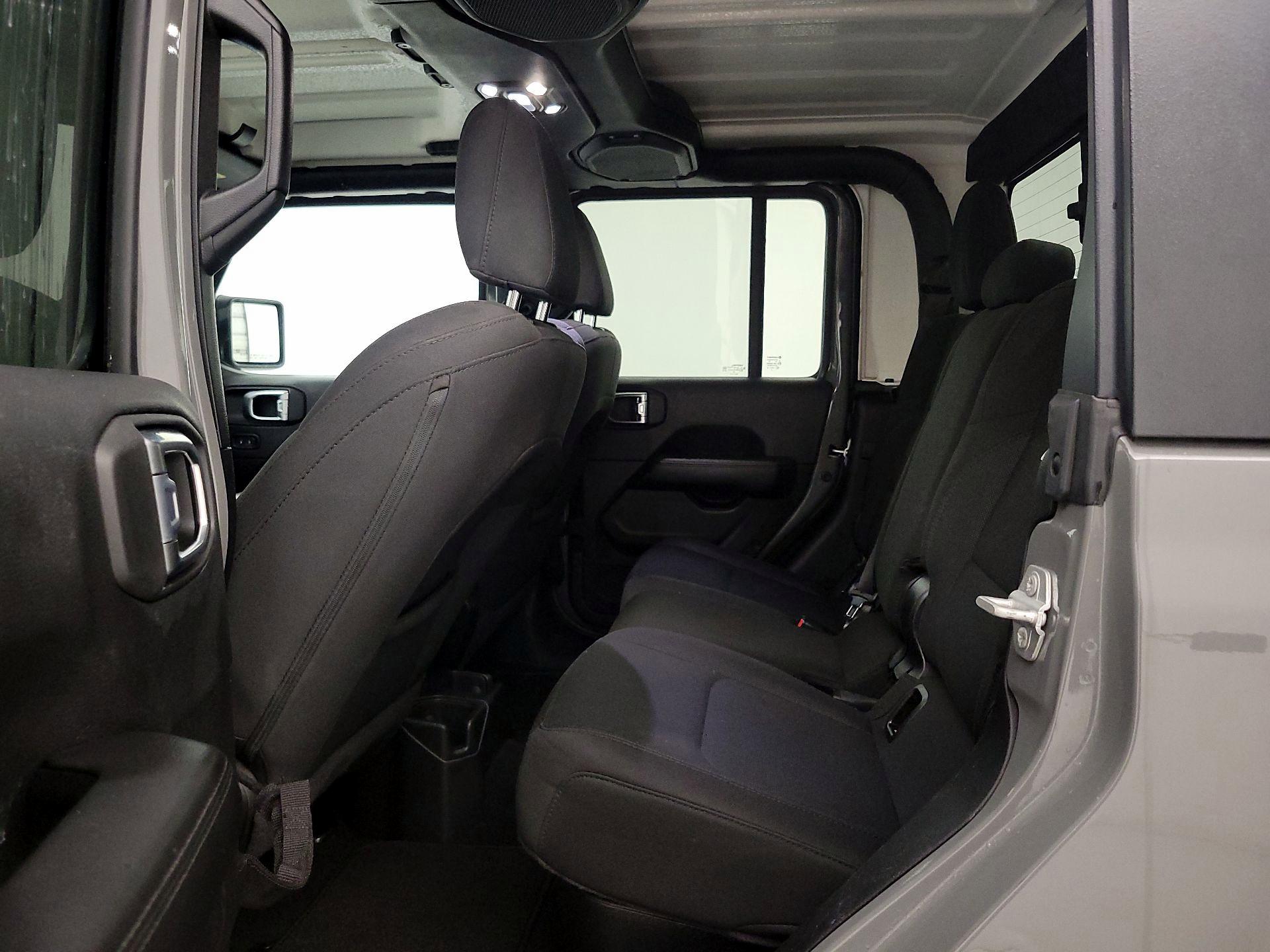 Thumbnail: 2023 Jeep Gladiator - 20