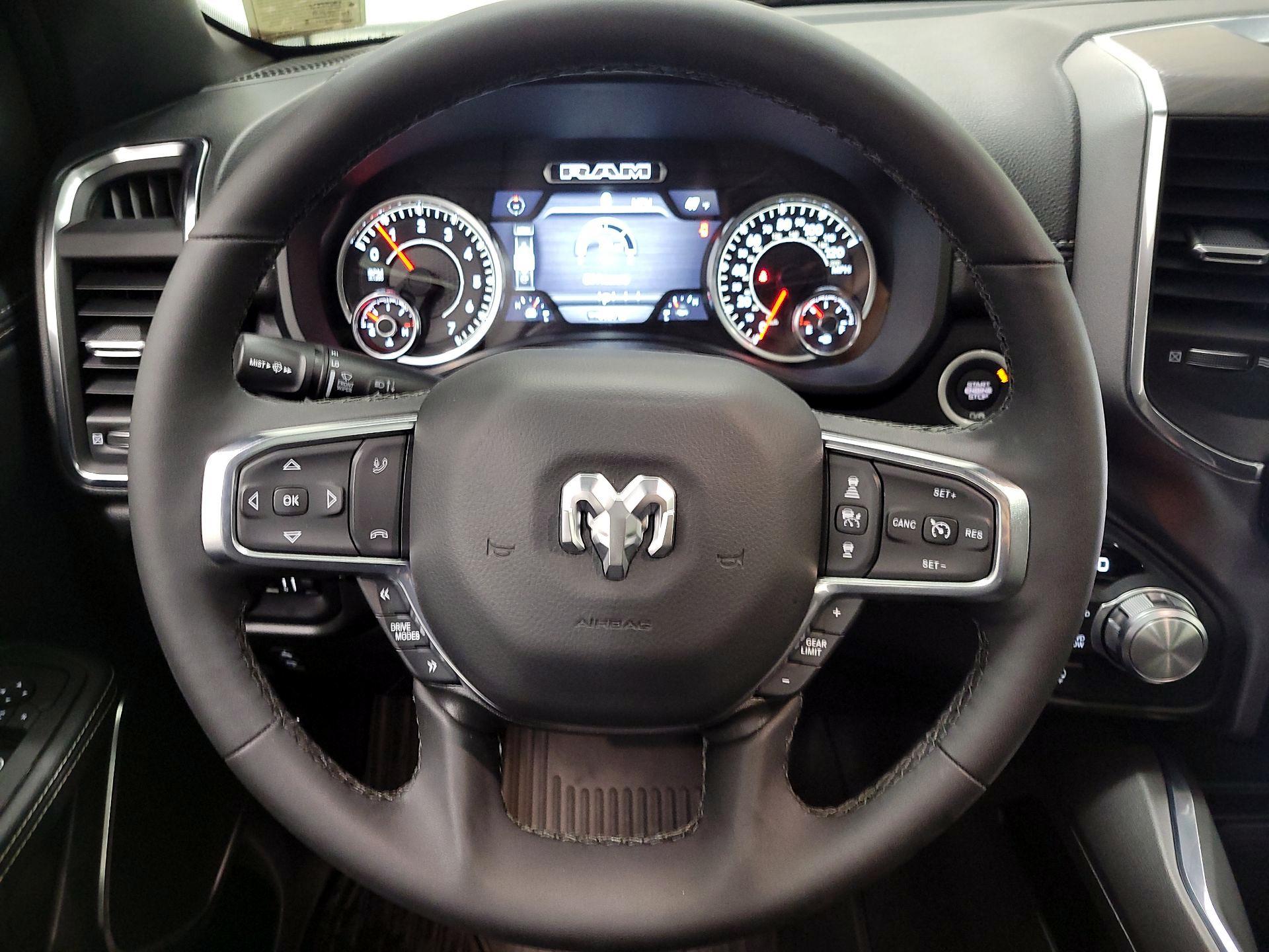 Thumbnail: 2025 RAM 1500 - 10