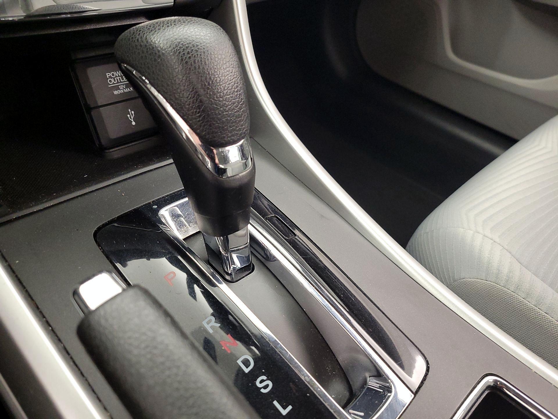 Thumbnail: 2015 Honda Accord - 17