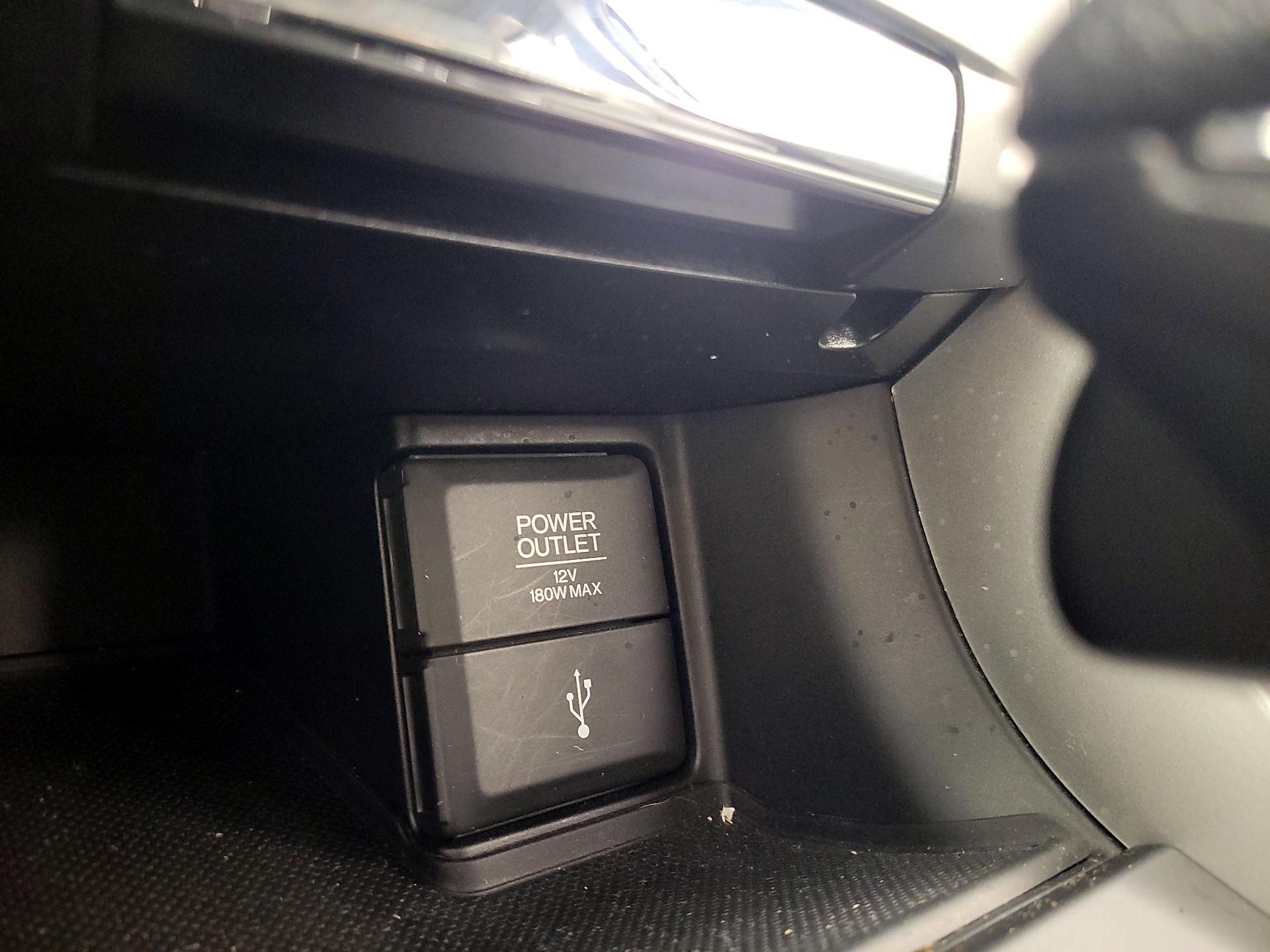 Thumbnail: 2015 Honda Accord - 18