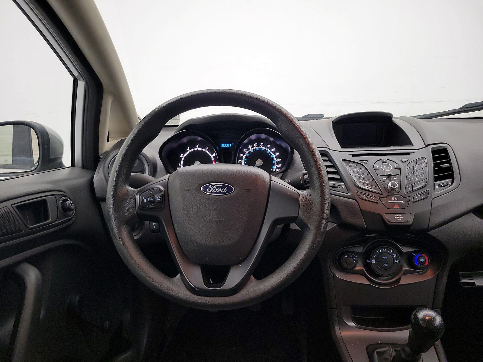 2018 Ford Fiesta S - Photo 11