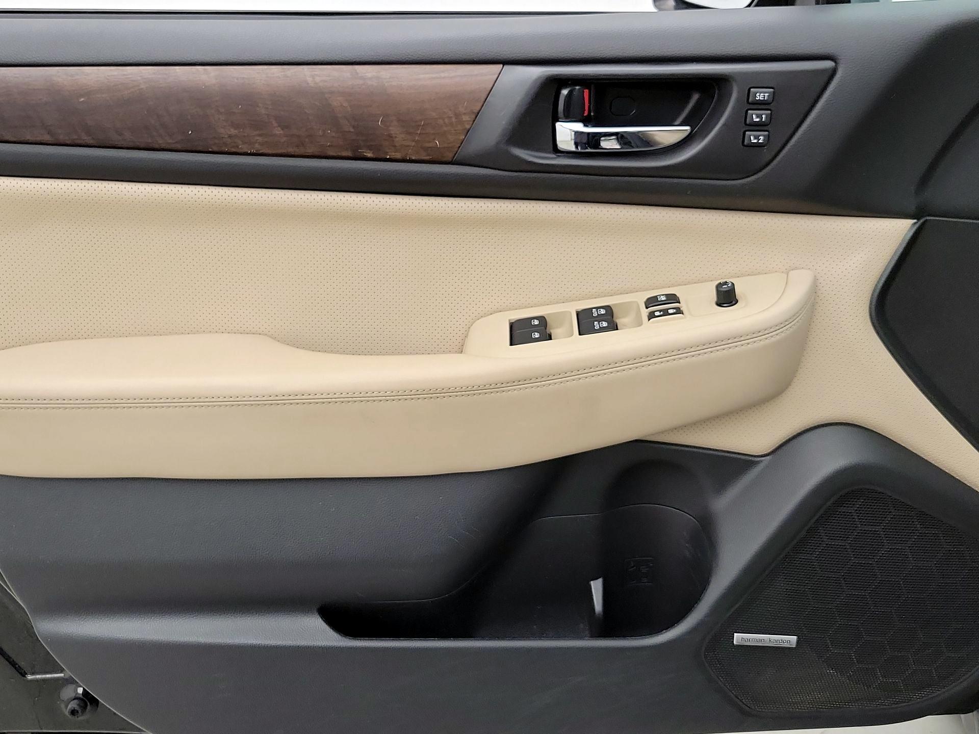 Thumbnail: 2016 Subaru Outback - 12