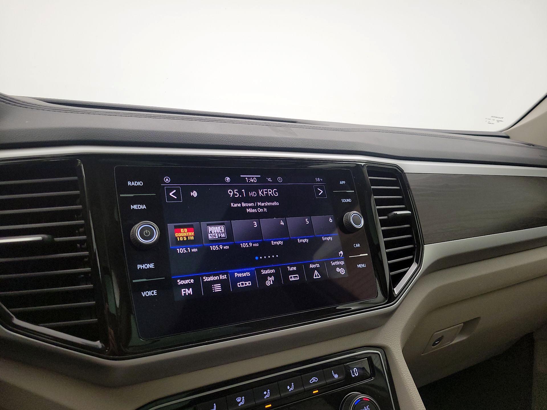 Thumbnail: 2022 Volkswagen Atlas - 15