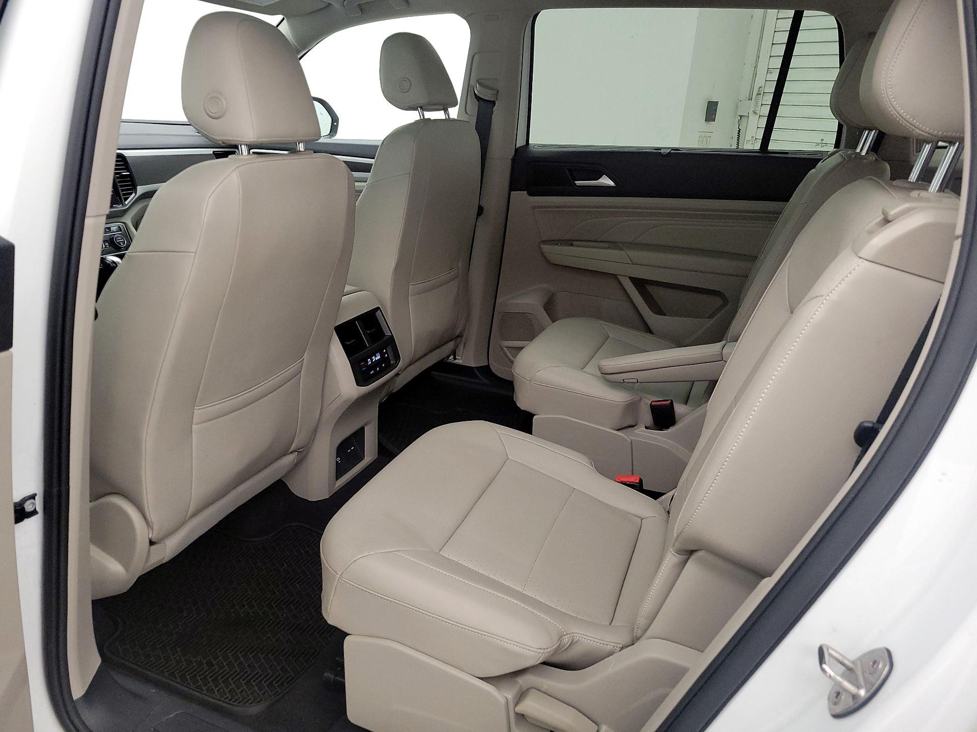 Thumbnail: 2022 Volkswagen Atlas - 20