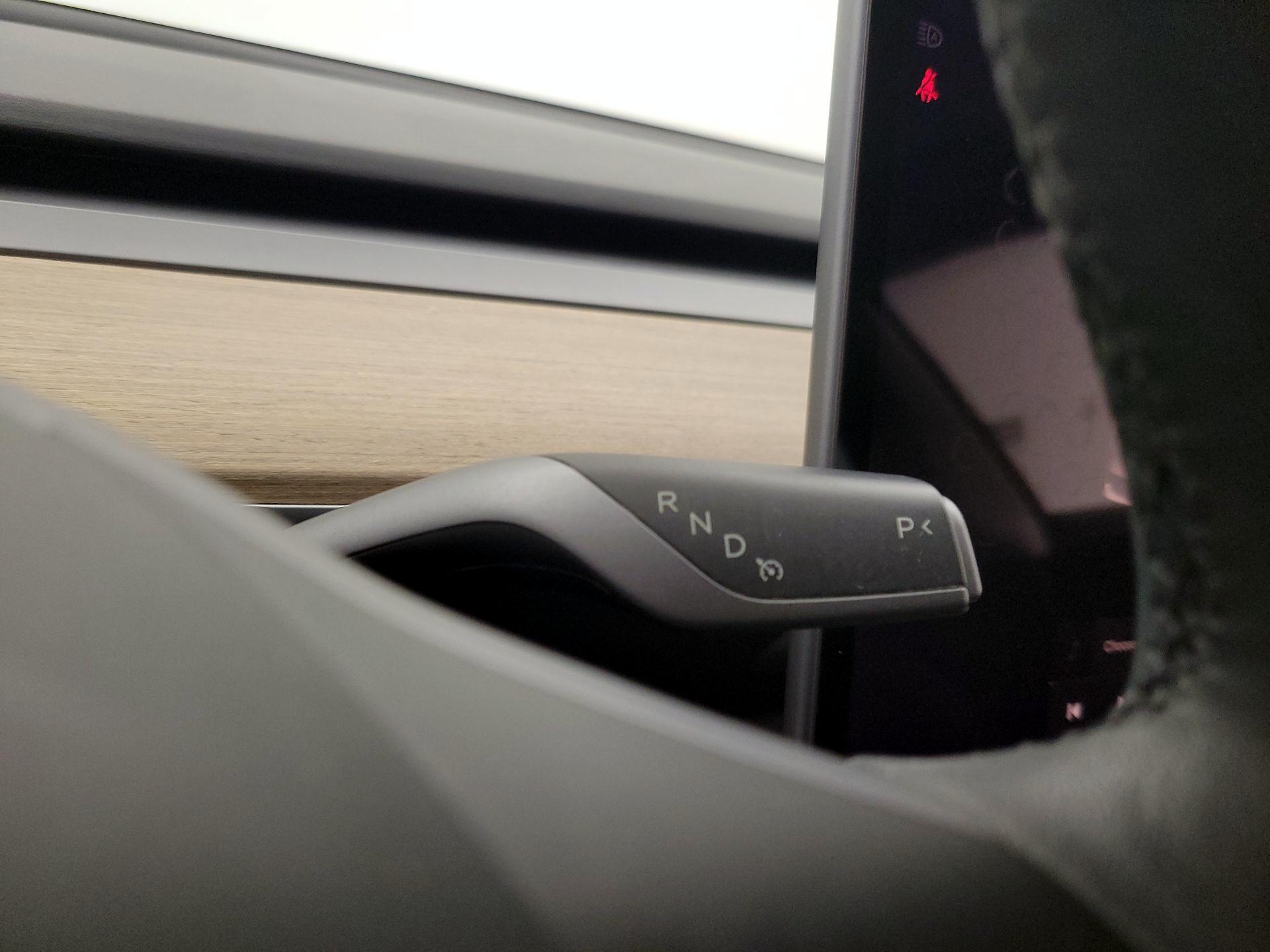 Thumbnail: 2023 Tesla Model 3 - 17