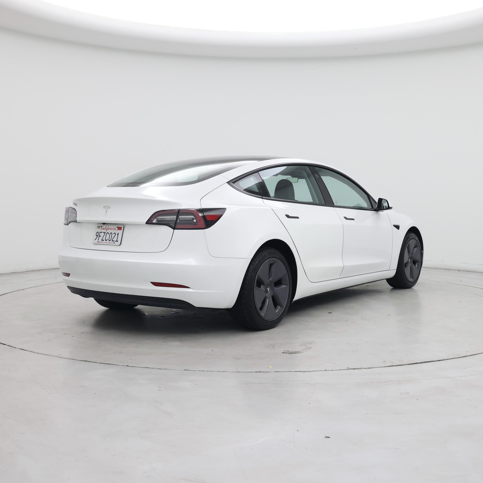 Thumbnail: 2023 Tesla Model 3 - 8