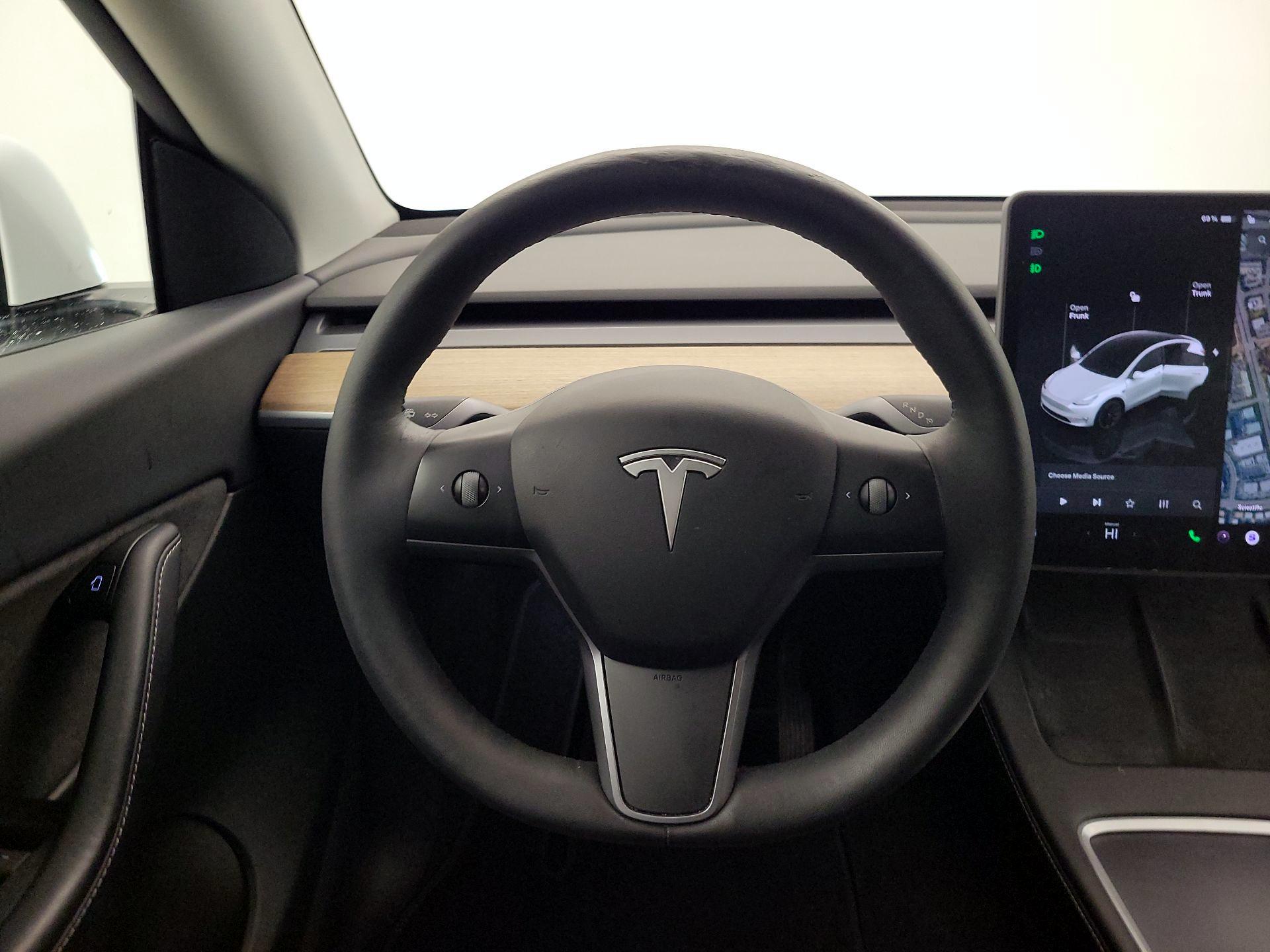 Thumbnail: 2022 Tesla Model Y - 10