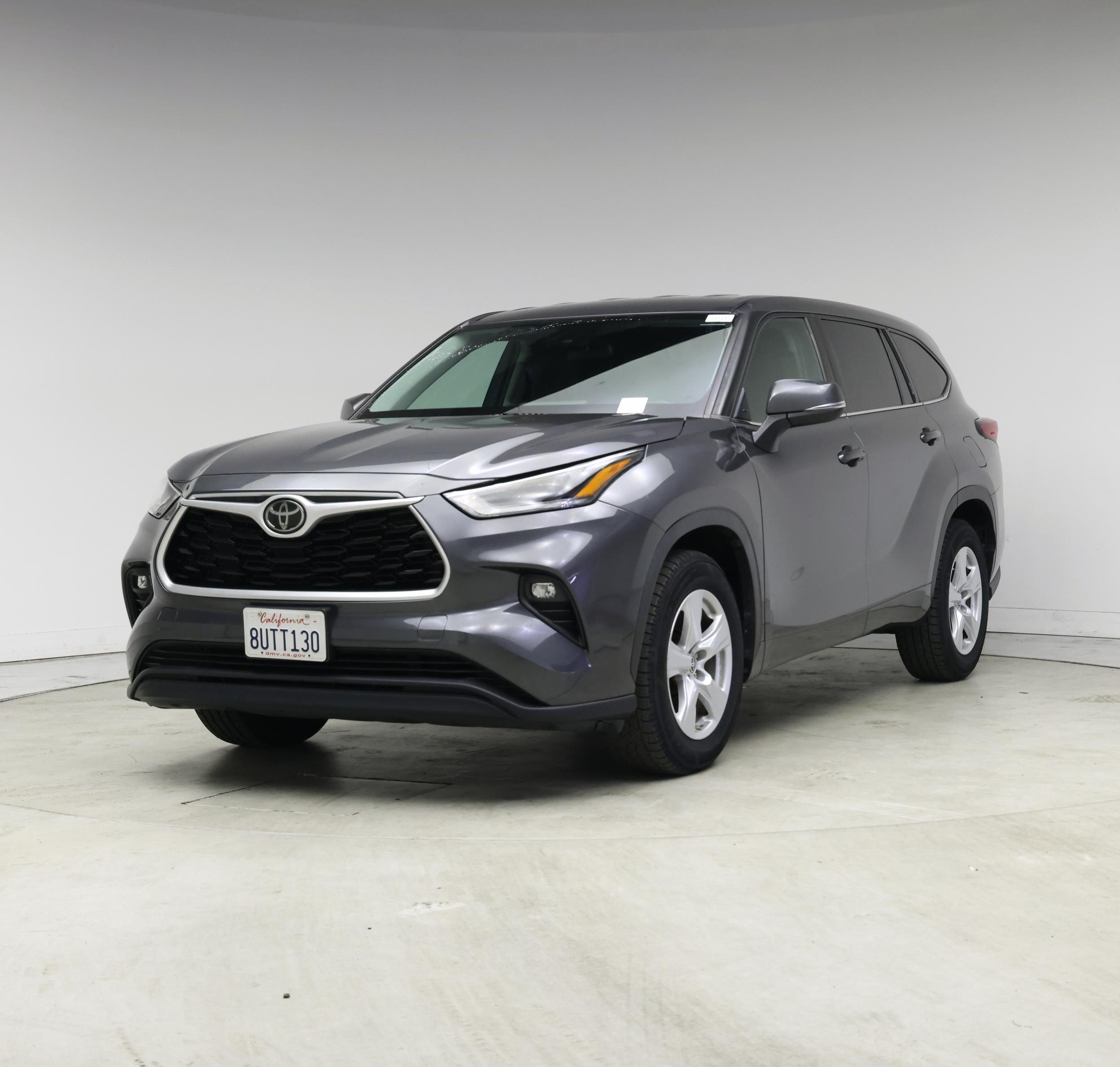 Thumbnail: 2021 Toyota Highlander - 4