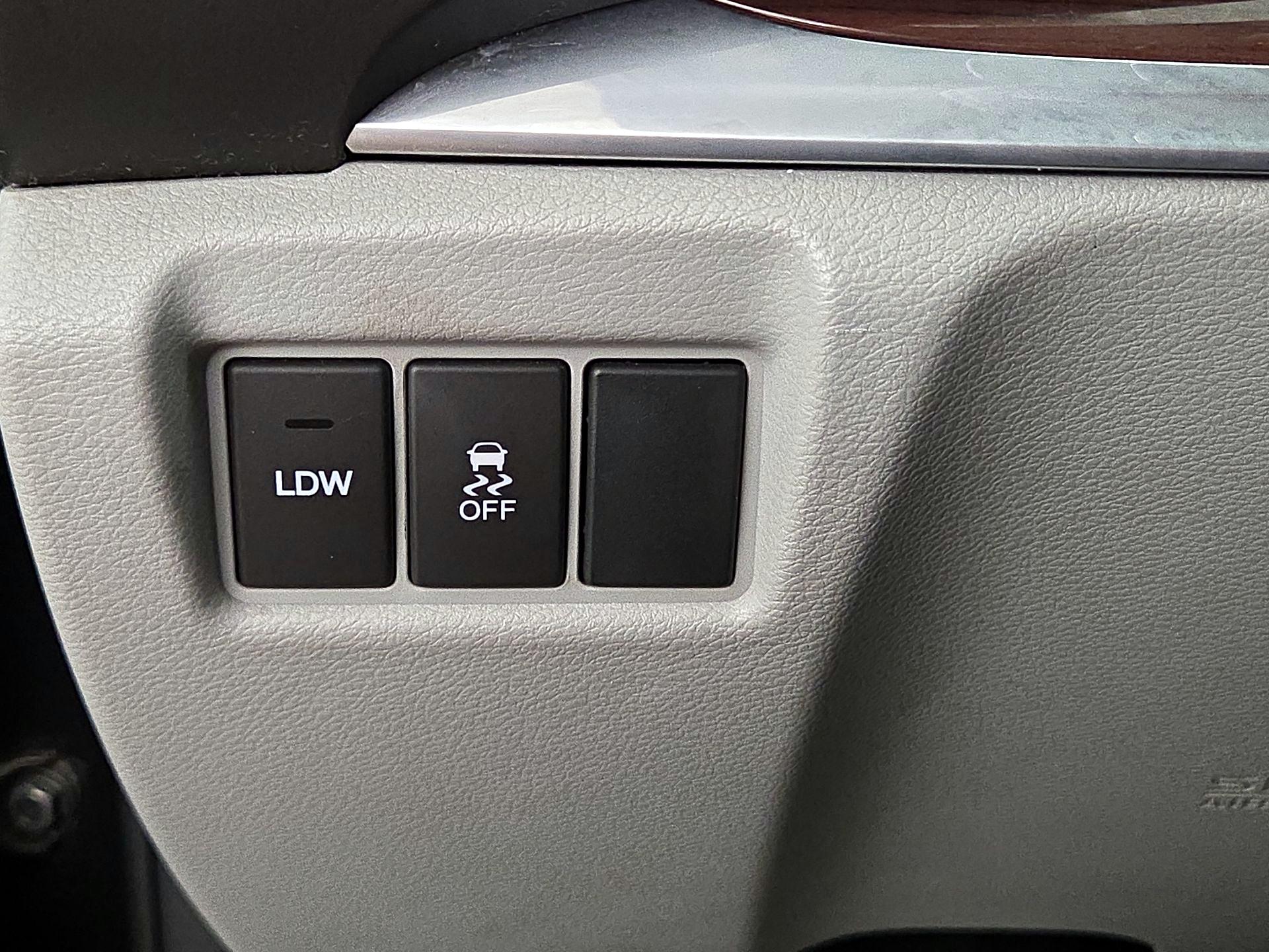 Thumbnail: 2014 Acura MDX - 13