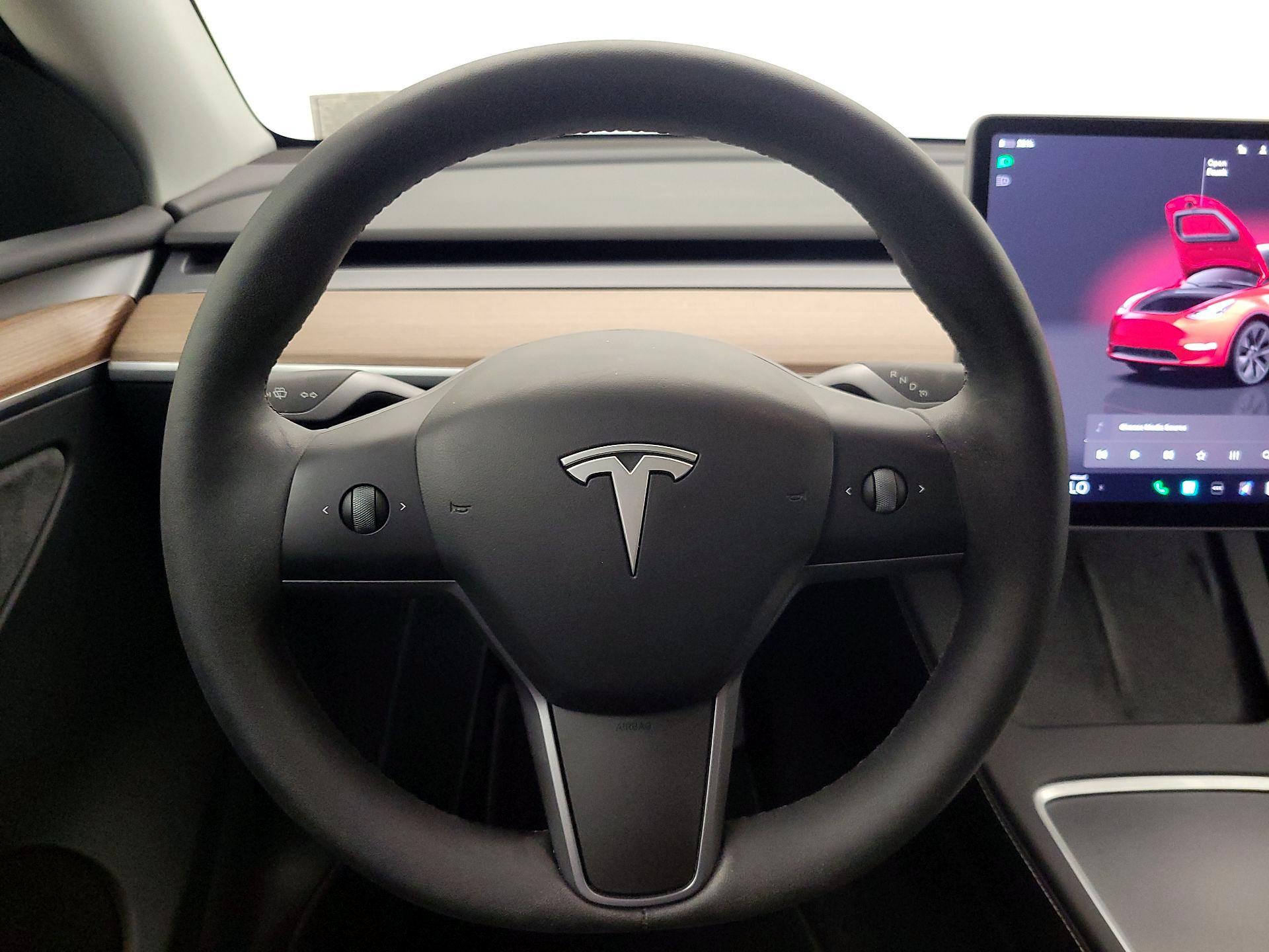 Thumbnail: 2024 Tesla Model Y - 10