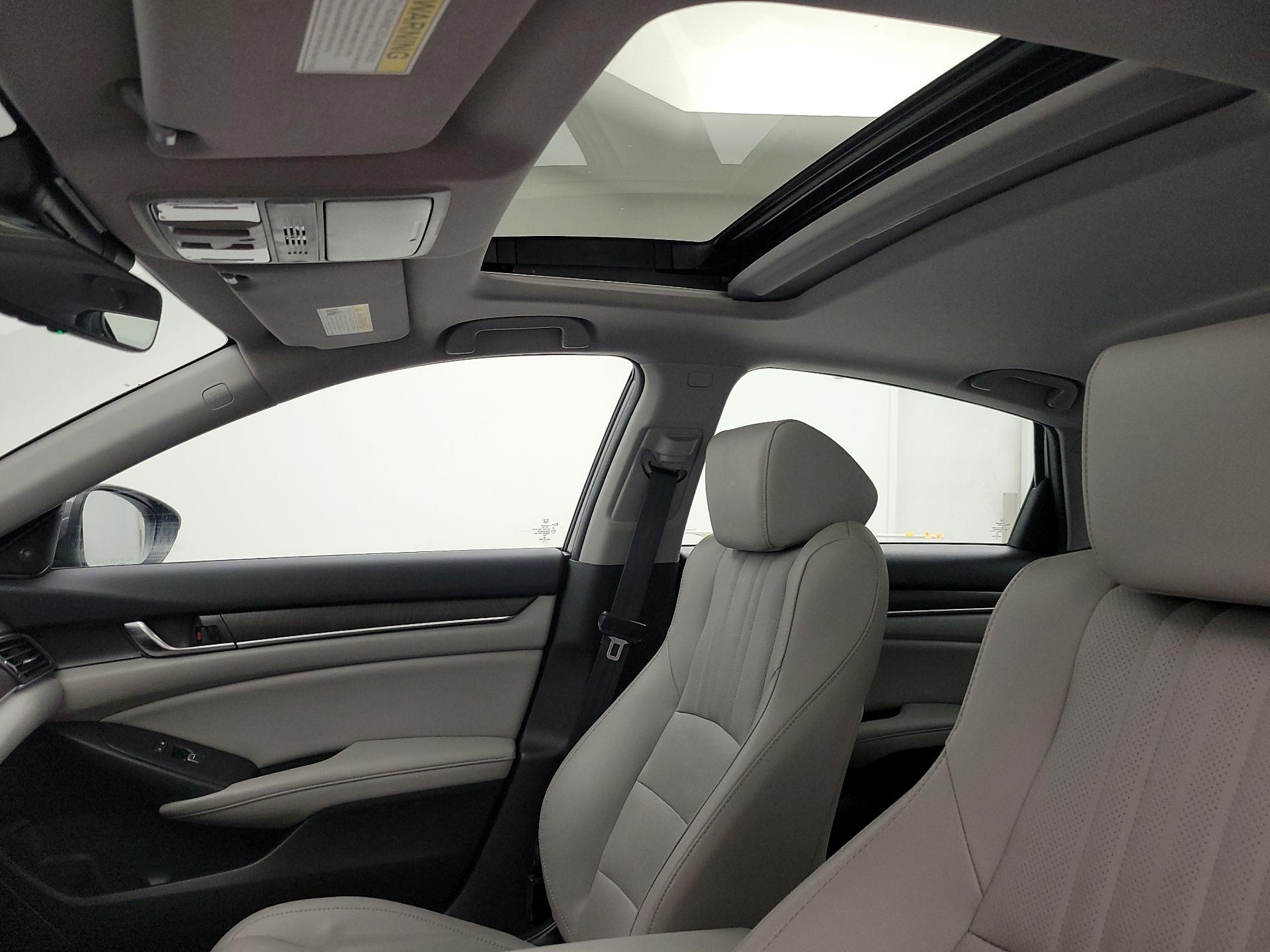 Thumbnail: 2019 Honda Accord - 19