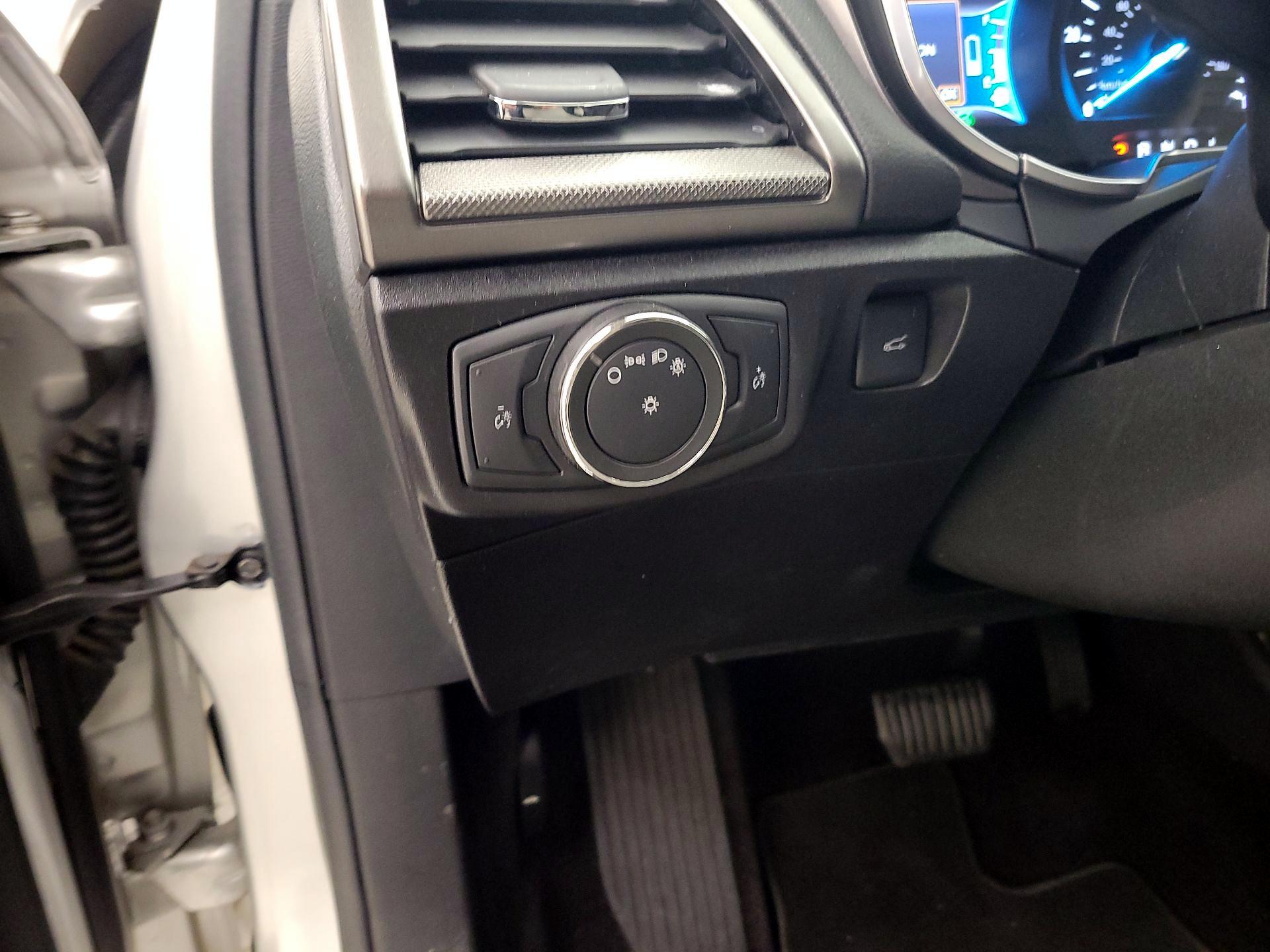 Thumbnail: 2017 Ford Fusion - 13