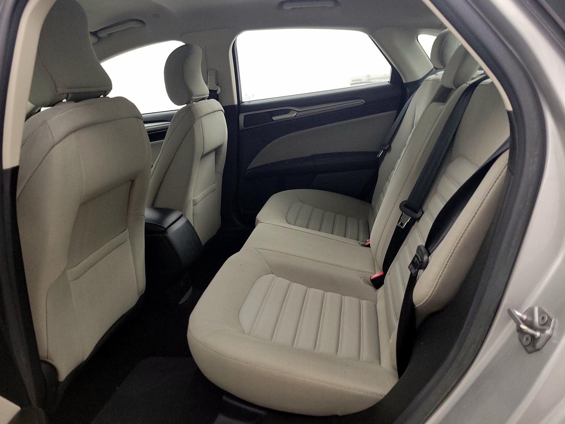 Thumbnail: 2017 Ford Fusion - 20