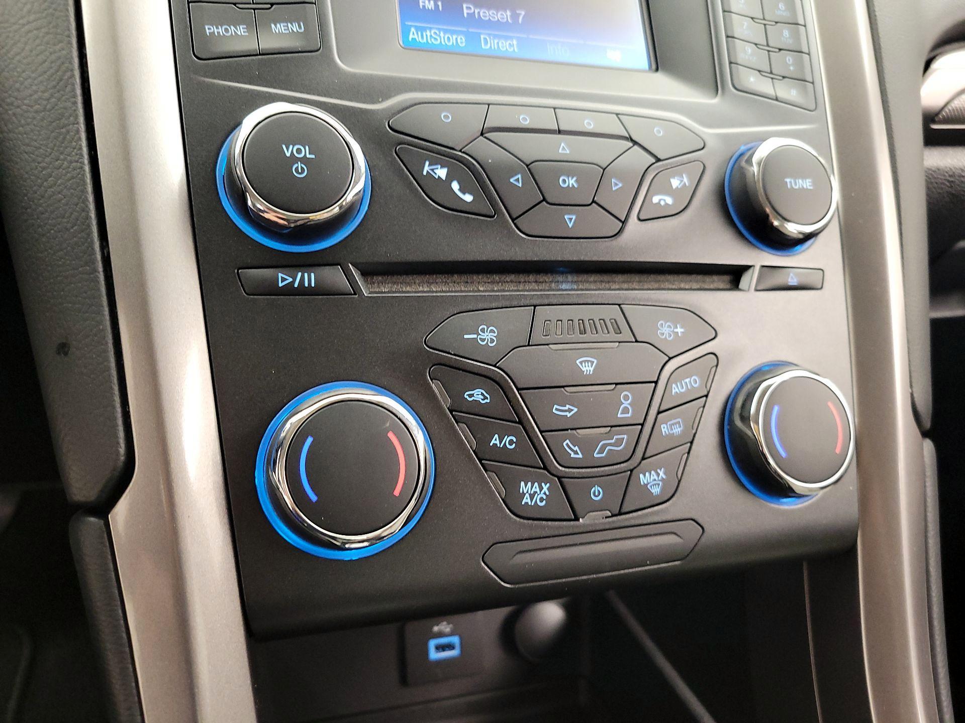 Thumbnail: 2017 Ford Fusion - 16