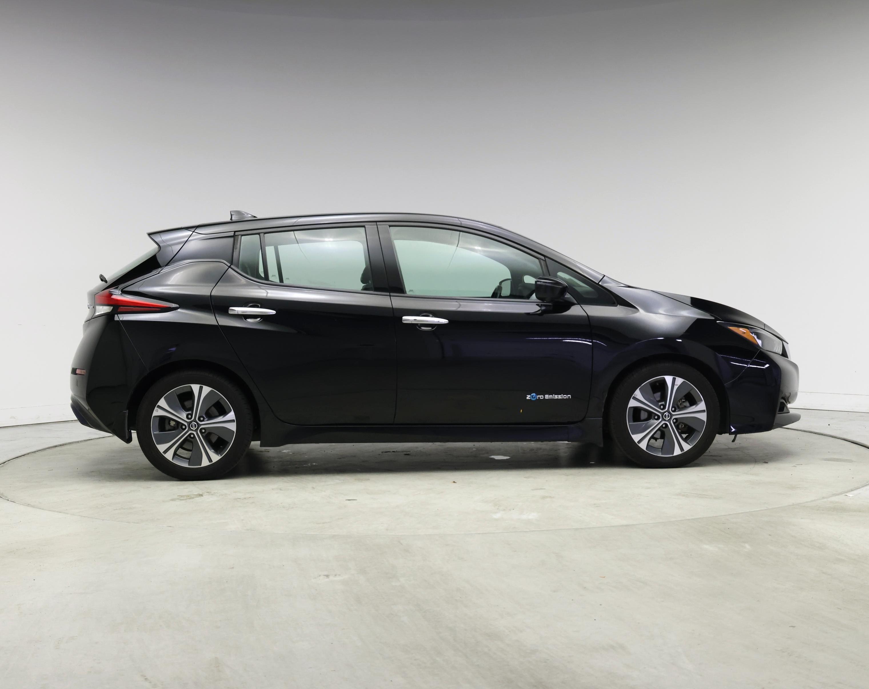 Thumbnail: 2019 Nissan Leaf - 7