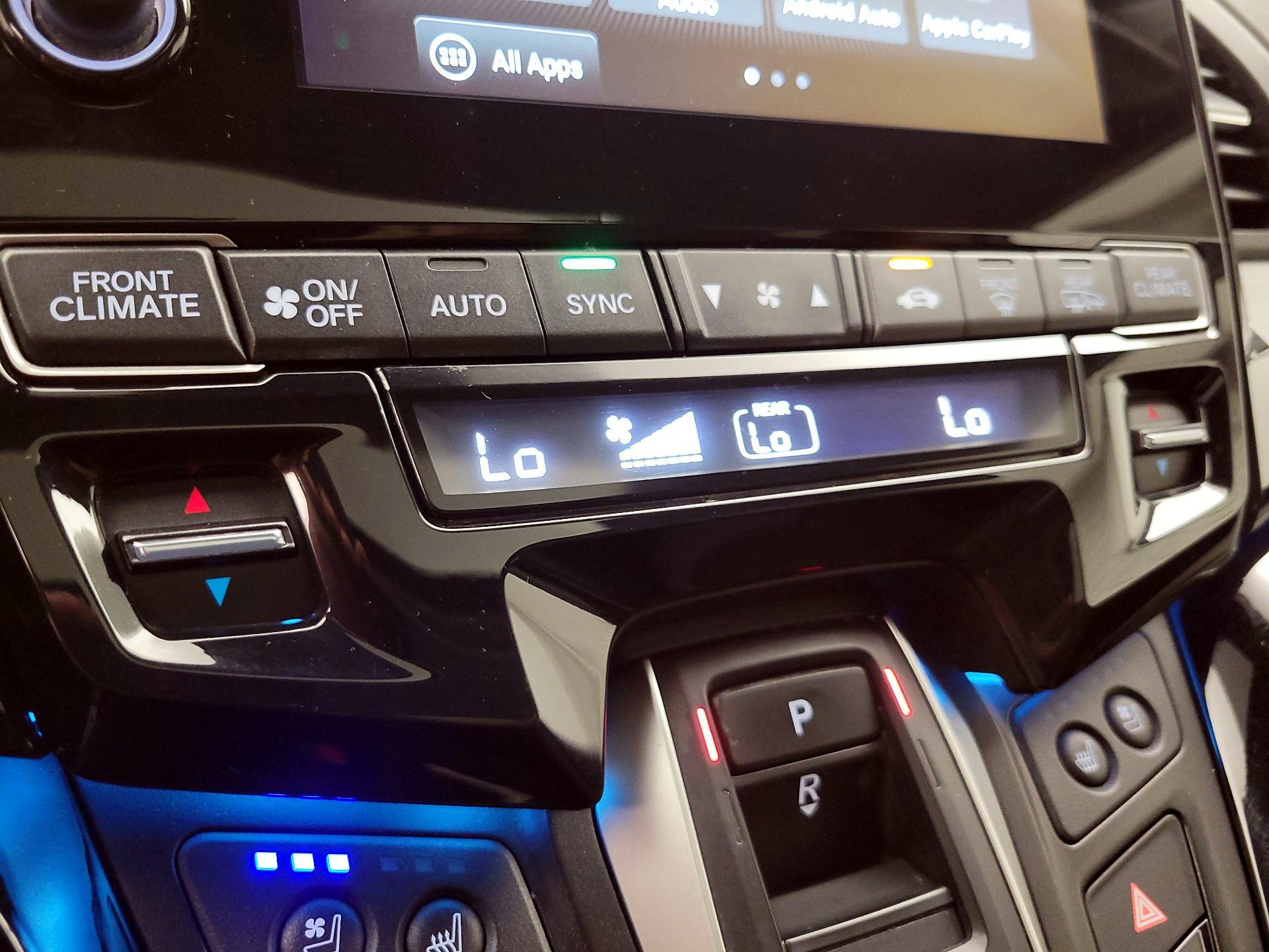 Thumbnail: 2021 Honda Odyssey - 16