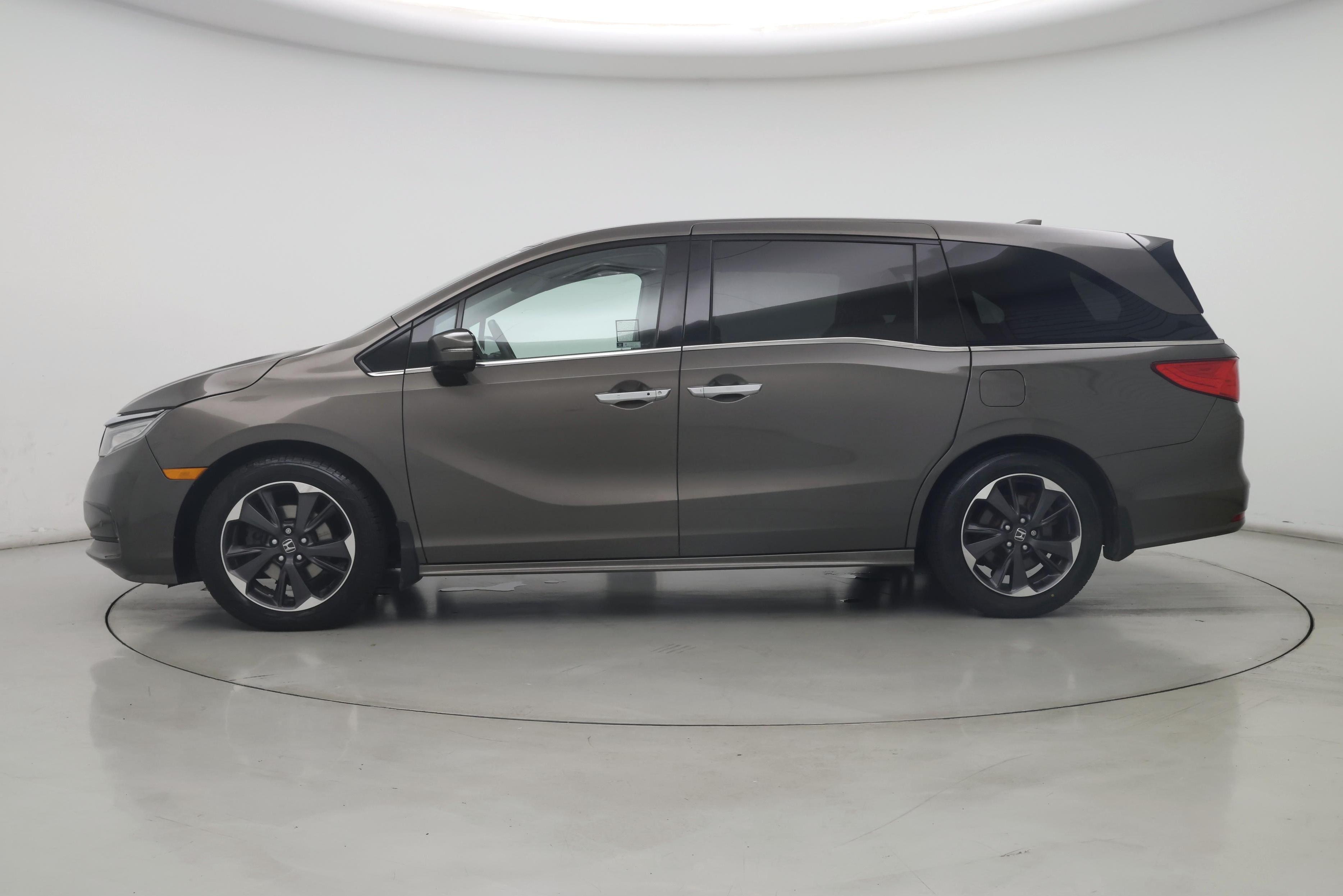 Thumbnail: 2021 Honda Odyssey - 3