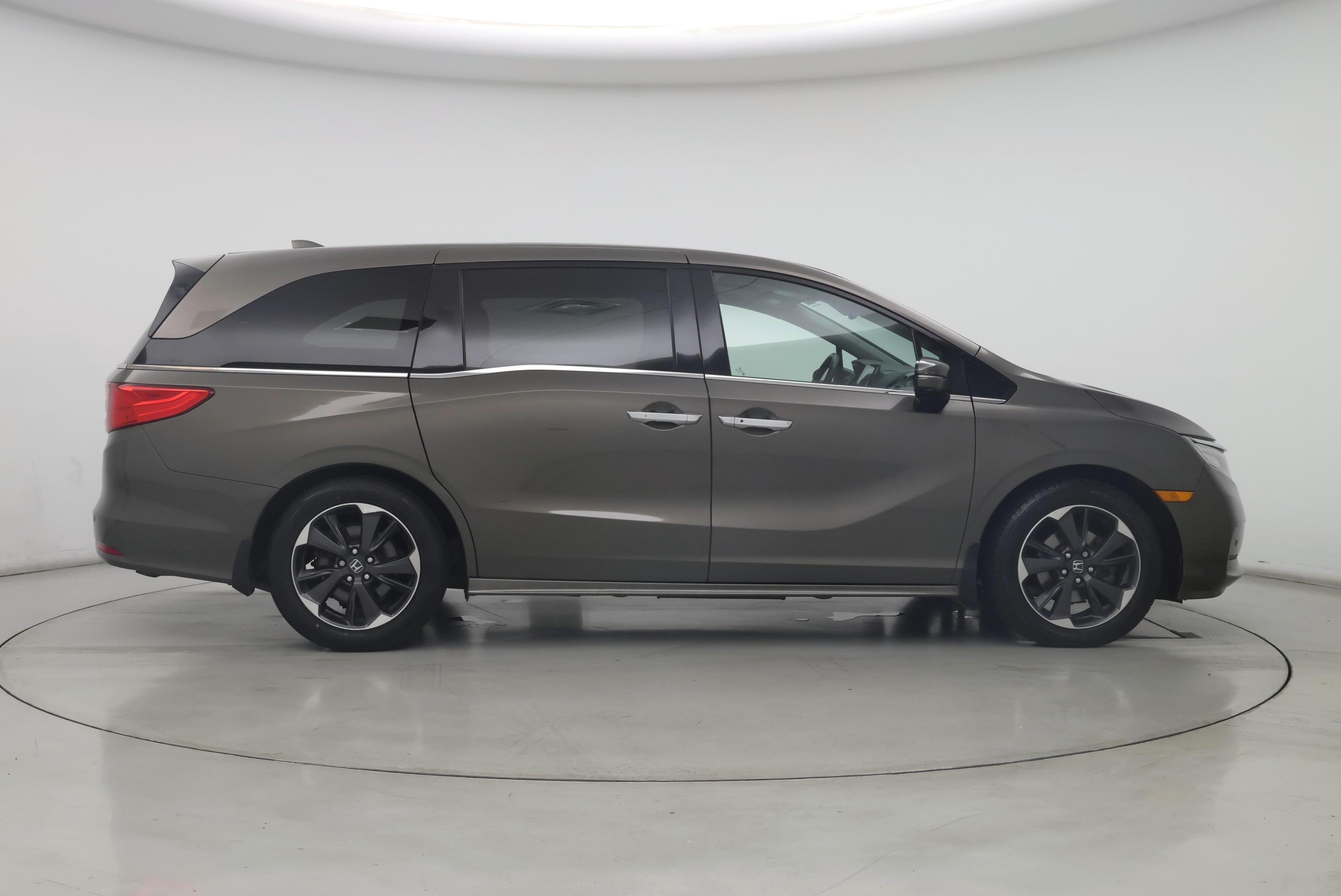 Thumbnail: 2021 Honda Odyssey - 7