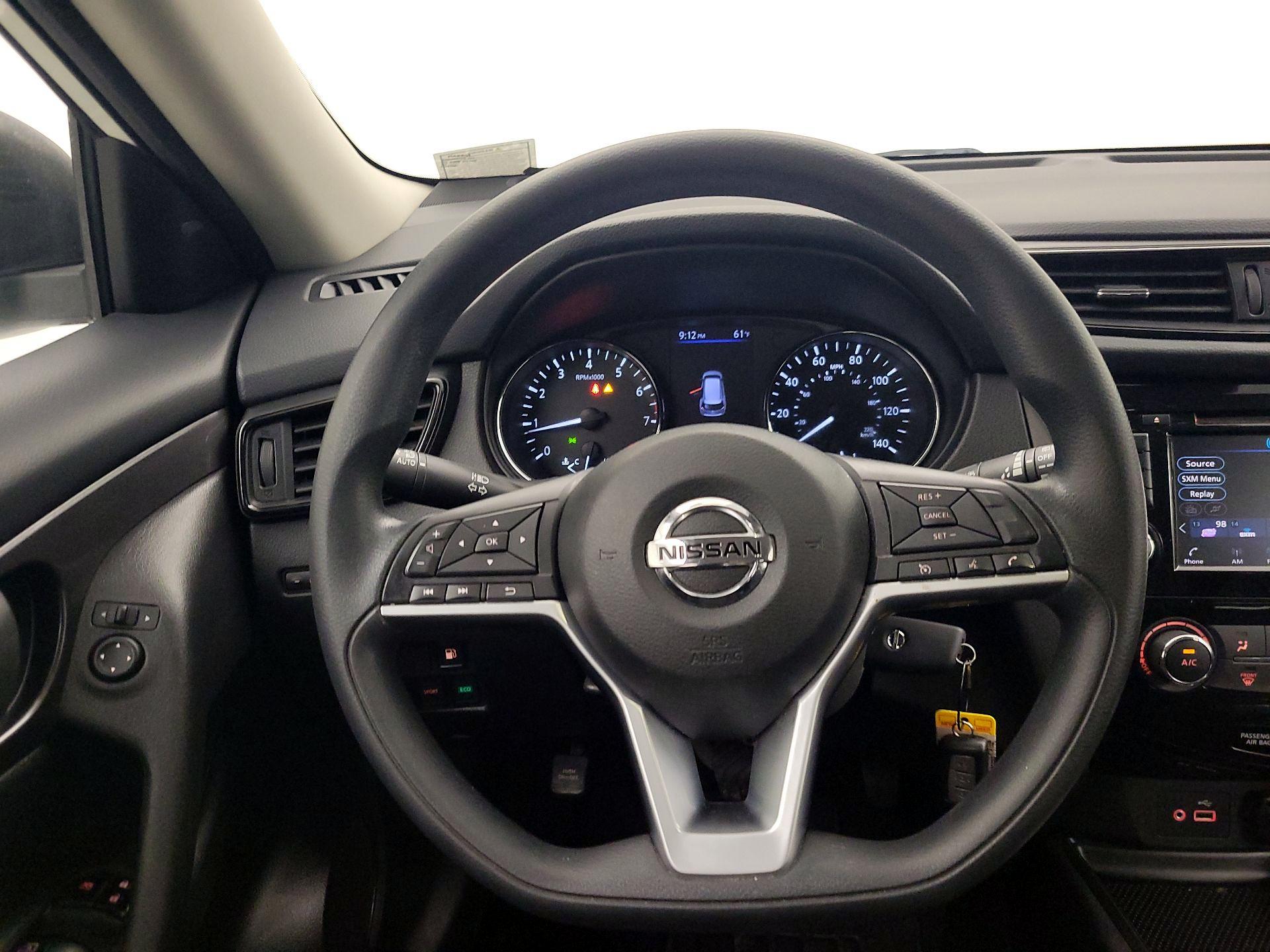 Thumbnail: 2019 Nissan Rogue - 10
