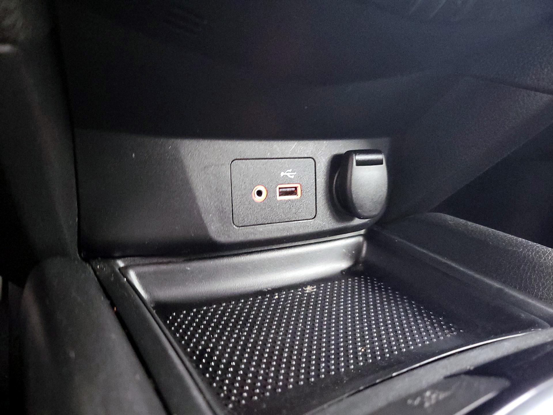 Thumbnail: 2019 Nissan Rogue - 18