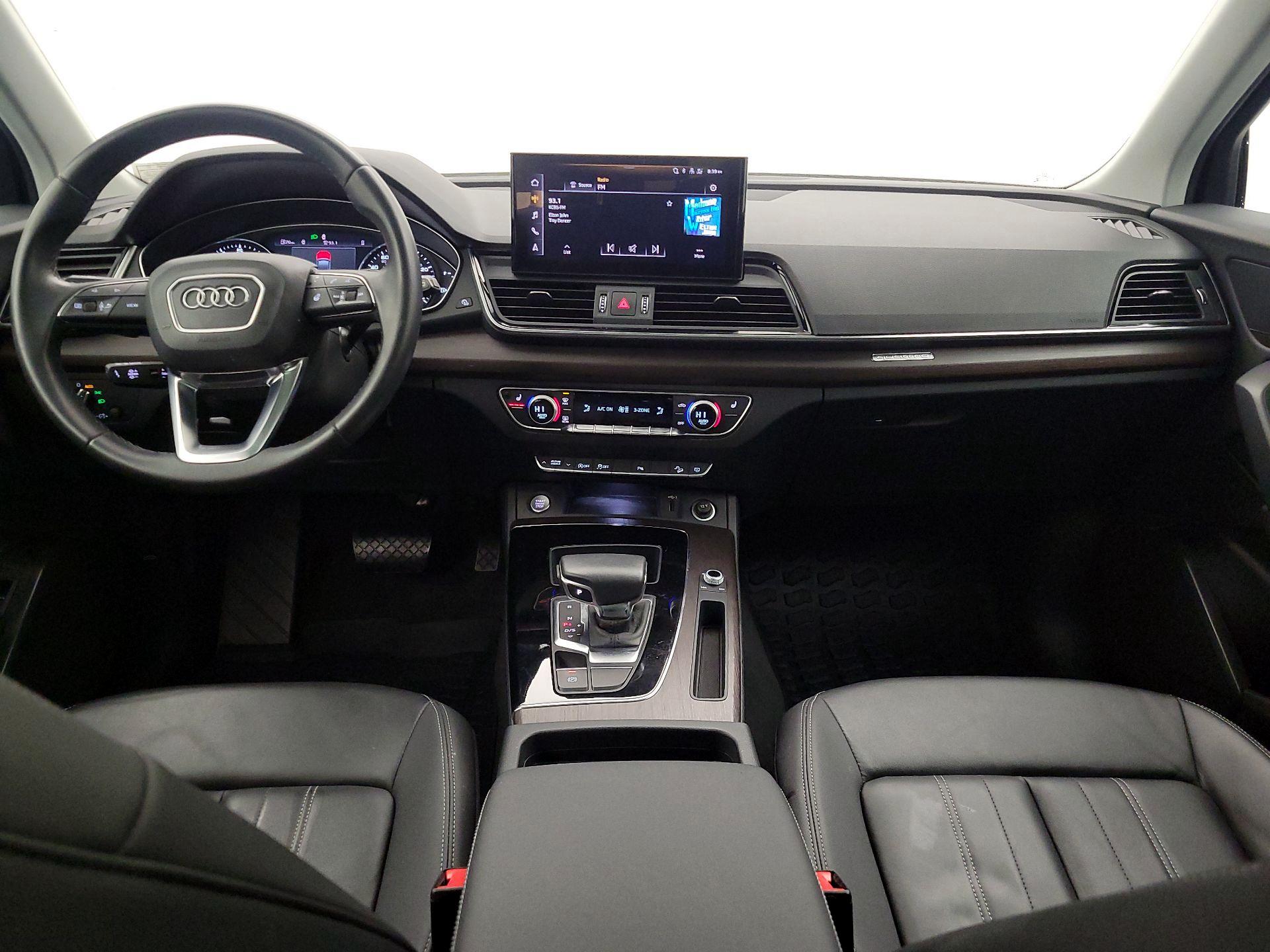 Thumbnail: 2023 Audi Q5 - 9