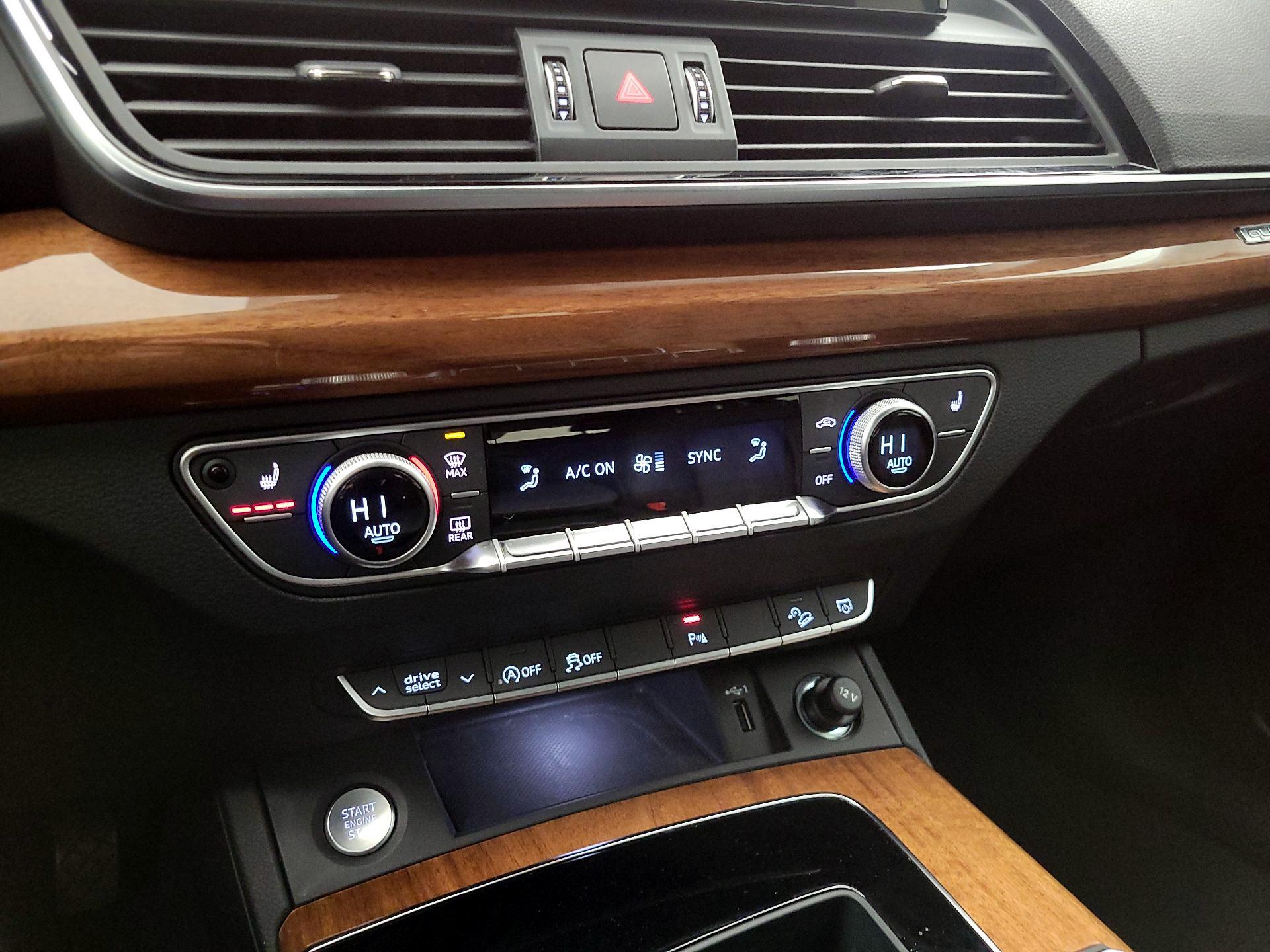 Thumbnail: 2023 Audi Q5 - 17