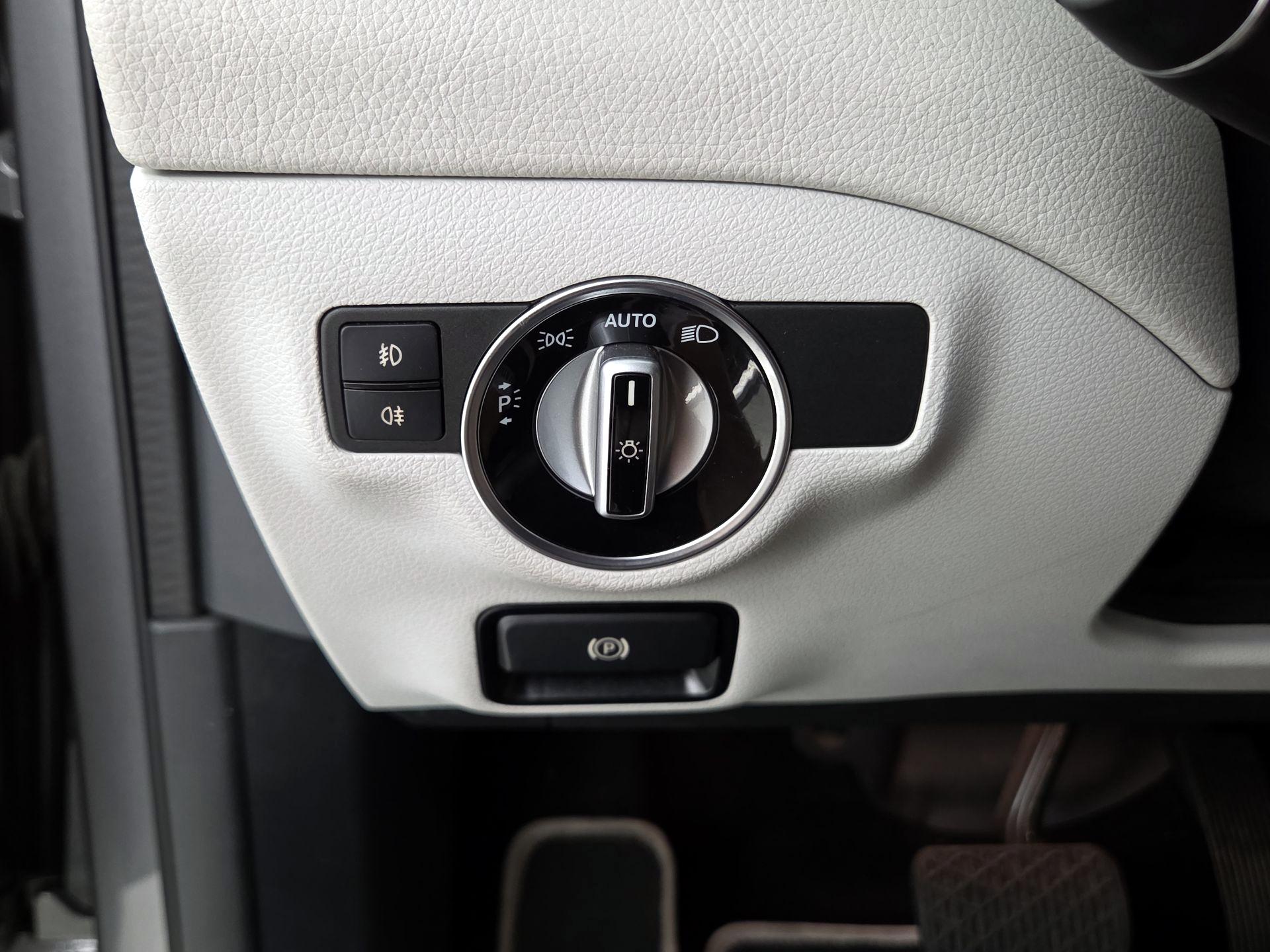 Thumbnail: 2020 Mercedes-Benz GLA - 13