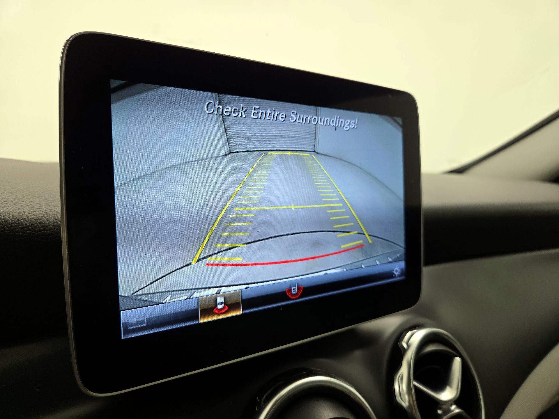 Thumbnail: 2020 Mercedes-Benz GLA - 14