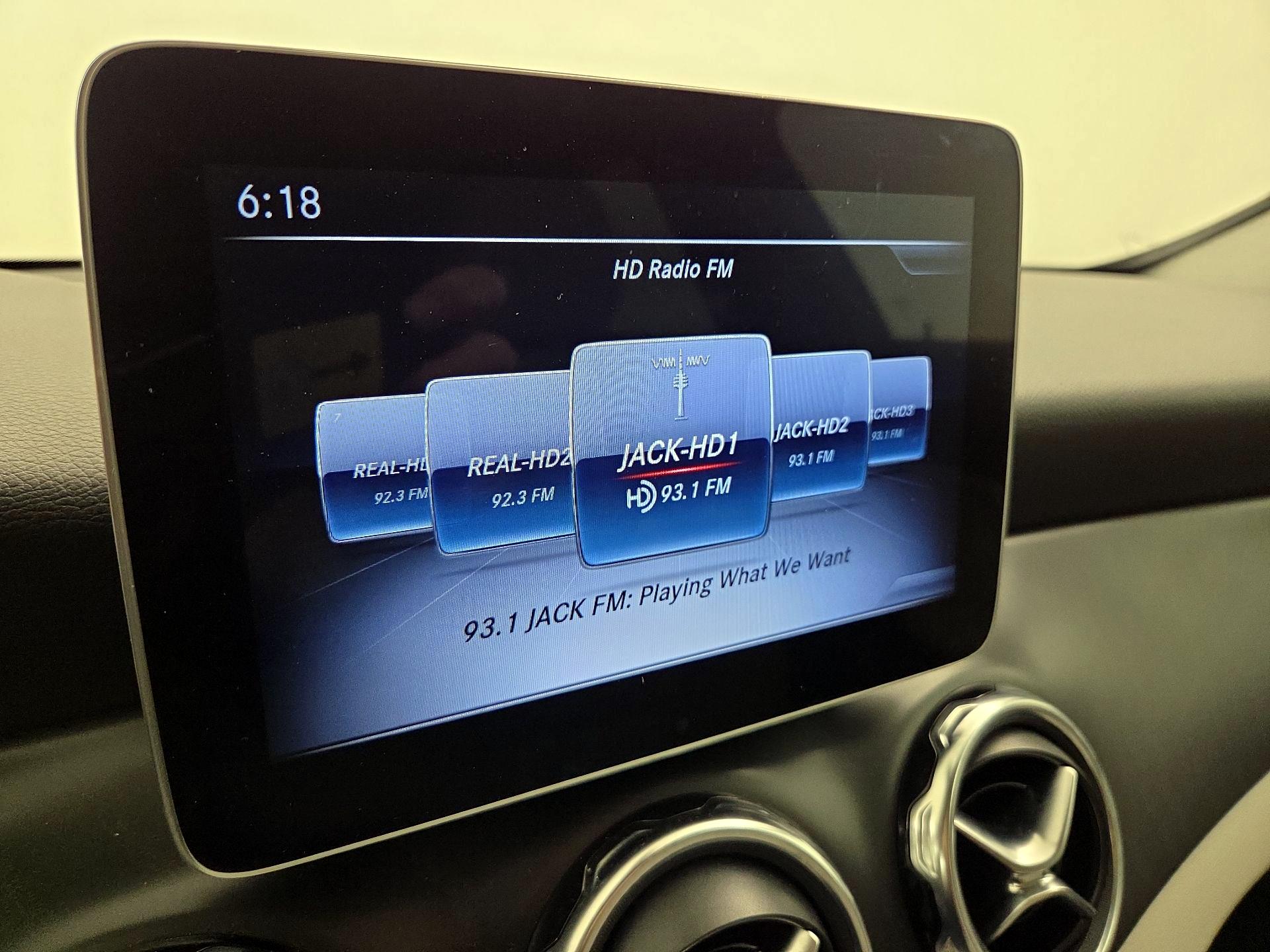 Thumbnail: 2020 Mercedes-Benz GLA - 15