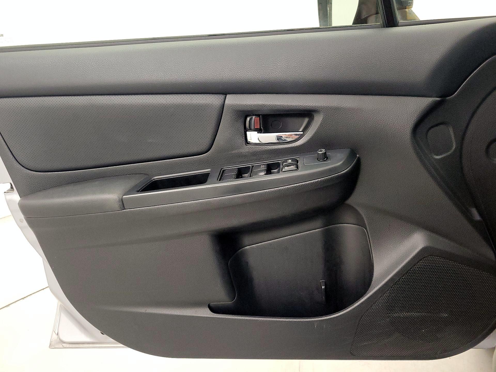 Thumbnail: 2014 Subaru XV Crosstrek - 12