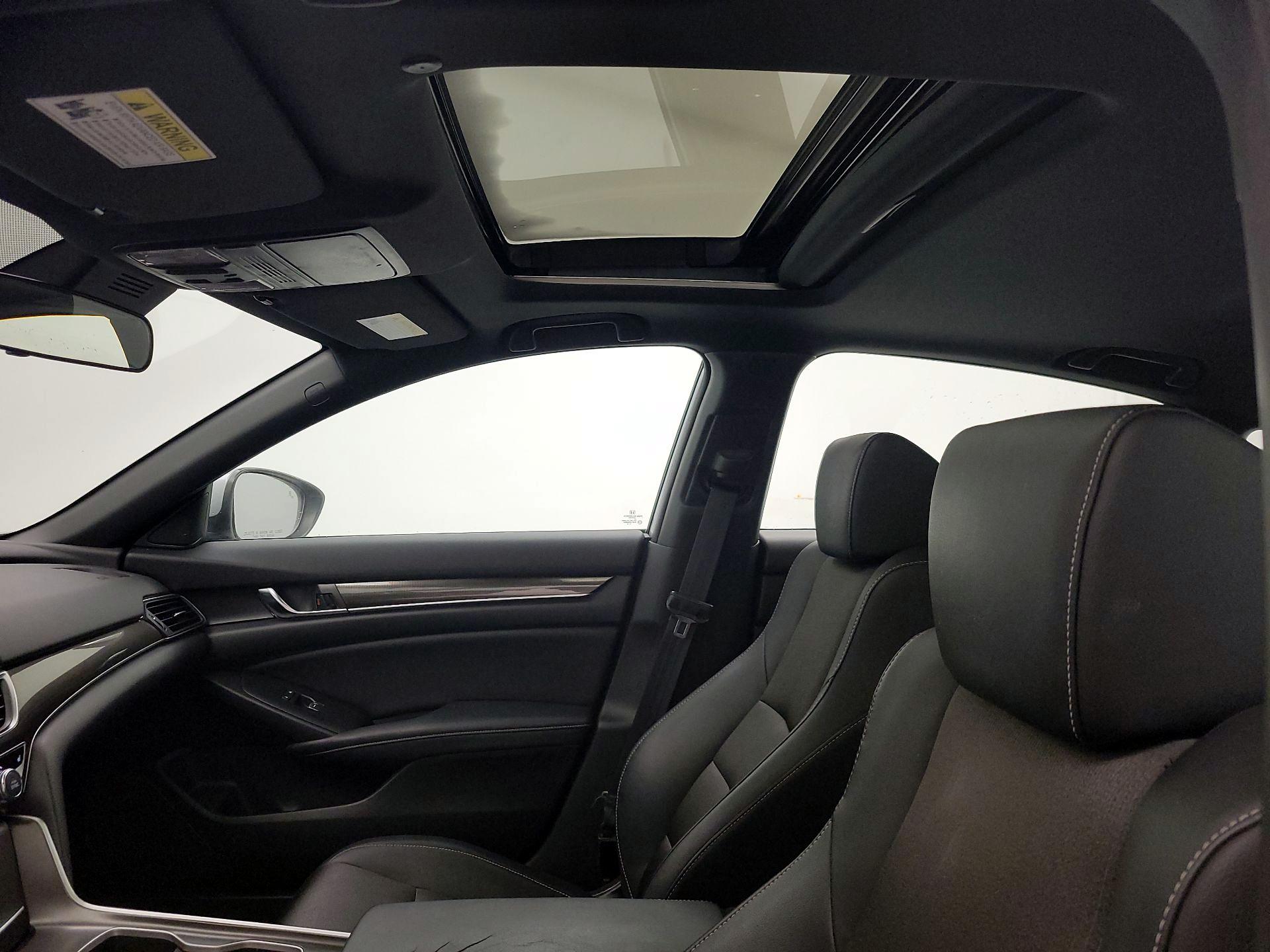 Thumbnail: 2018 Honda Accord - 19